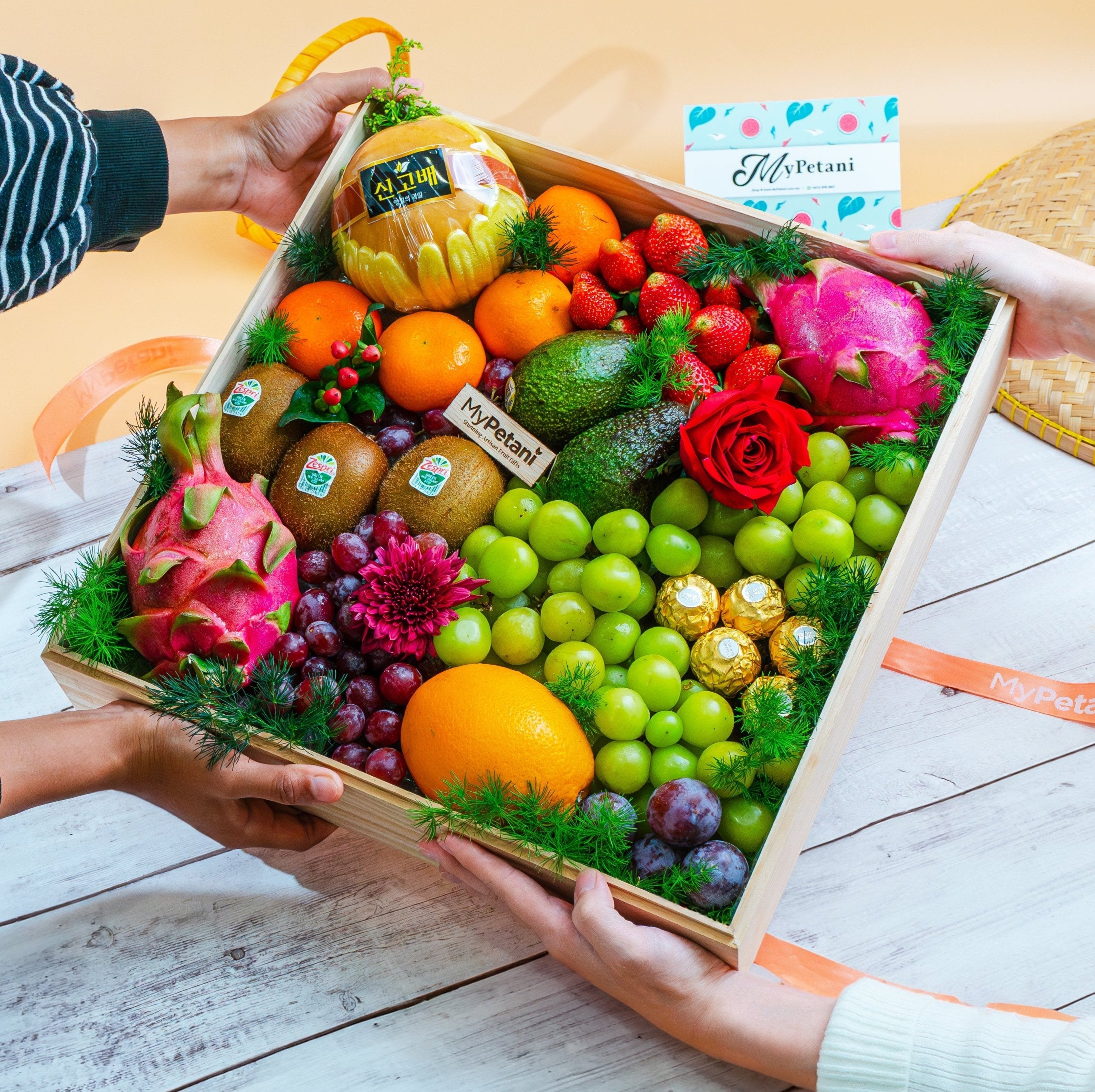 Bridal Fruits & Flower Basket