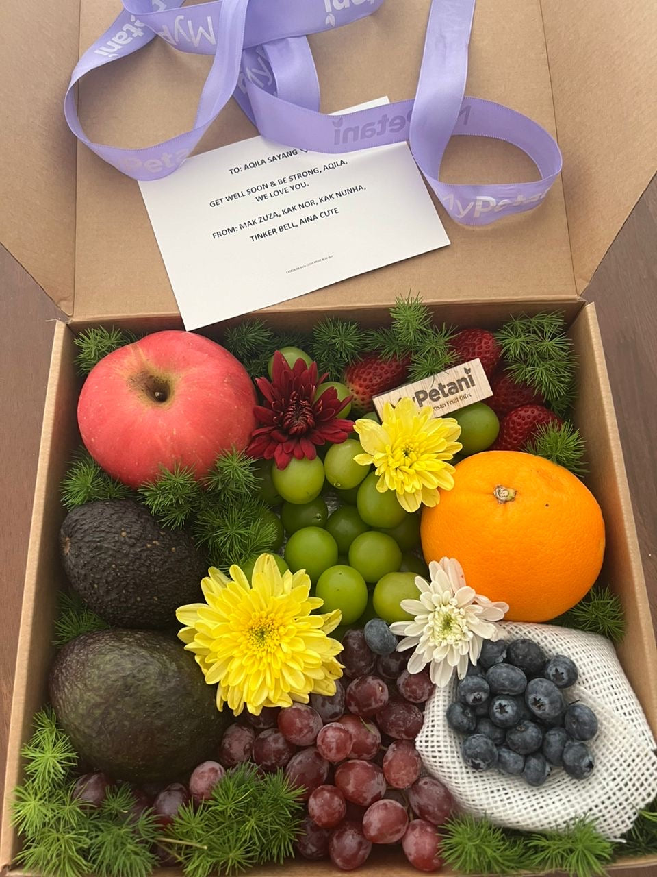 Zus Lush Fruit Box (M) (Available in KL, Selangor, JB & Penang Only)
