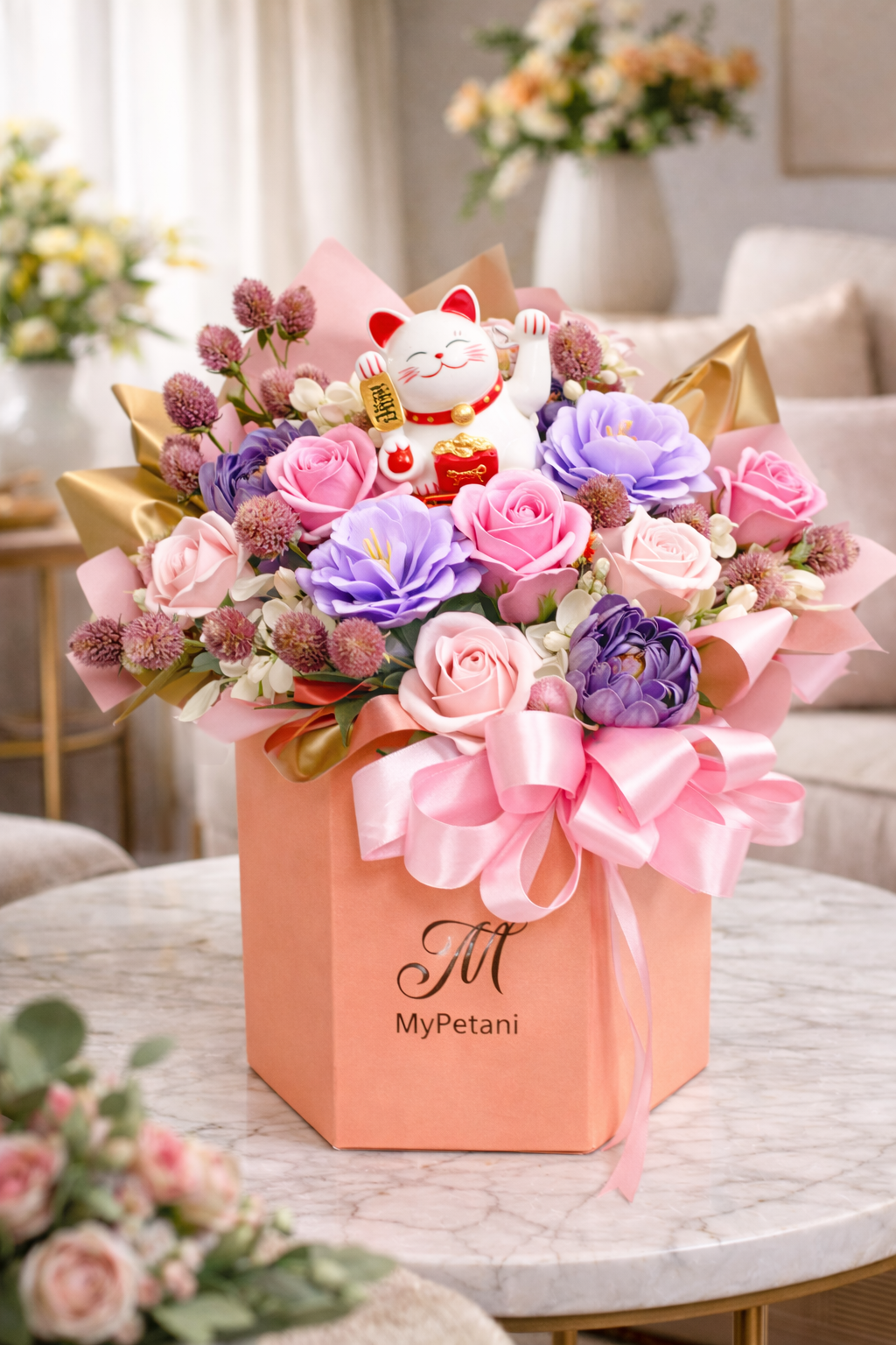 BB005 Artificial Soap Flowers Fortune Cat Bloom Box