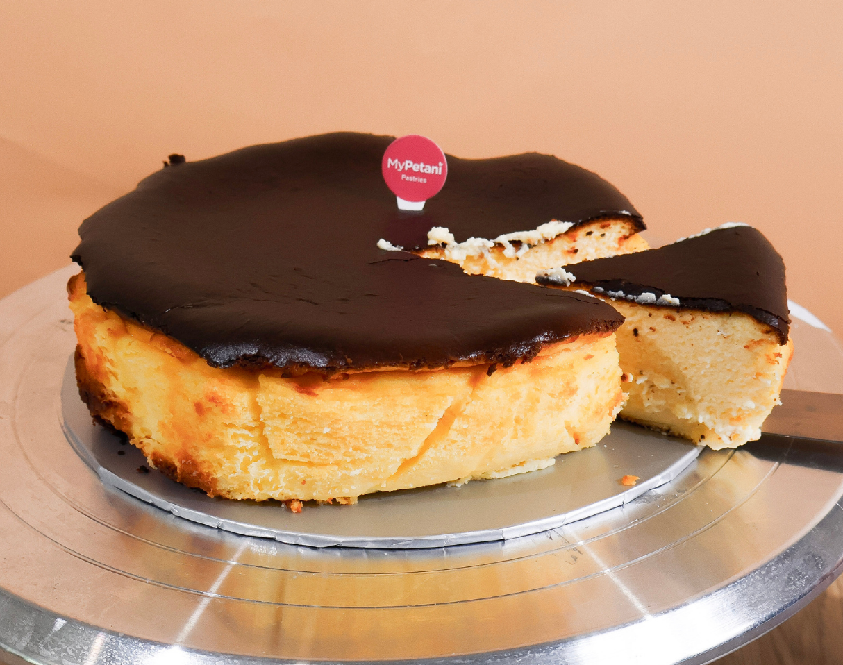 Classic Burnt Cheesecake (Available in KL & Selangor only)