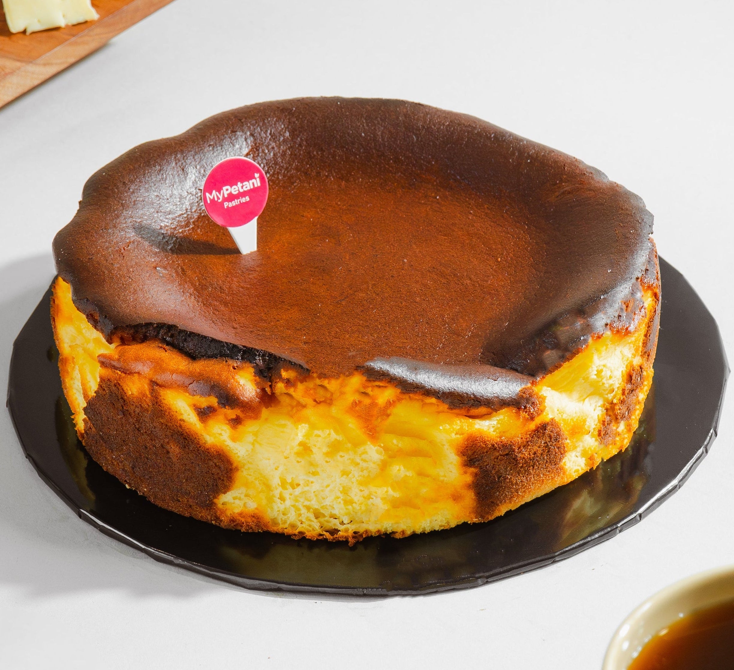 Classic Burnt Cheesecake (Available in KL & Selangor only)