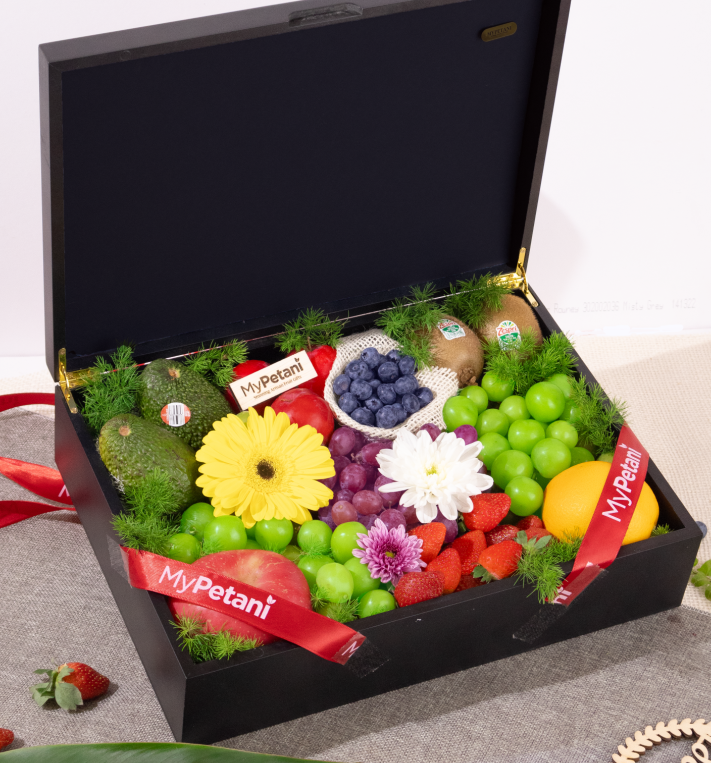 Berjaya Majestic Fruit Box (Available in KL, Selangor Only)
