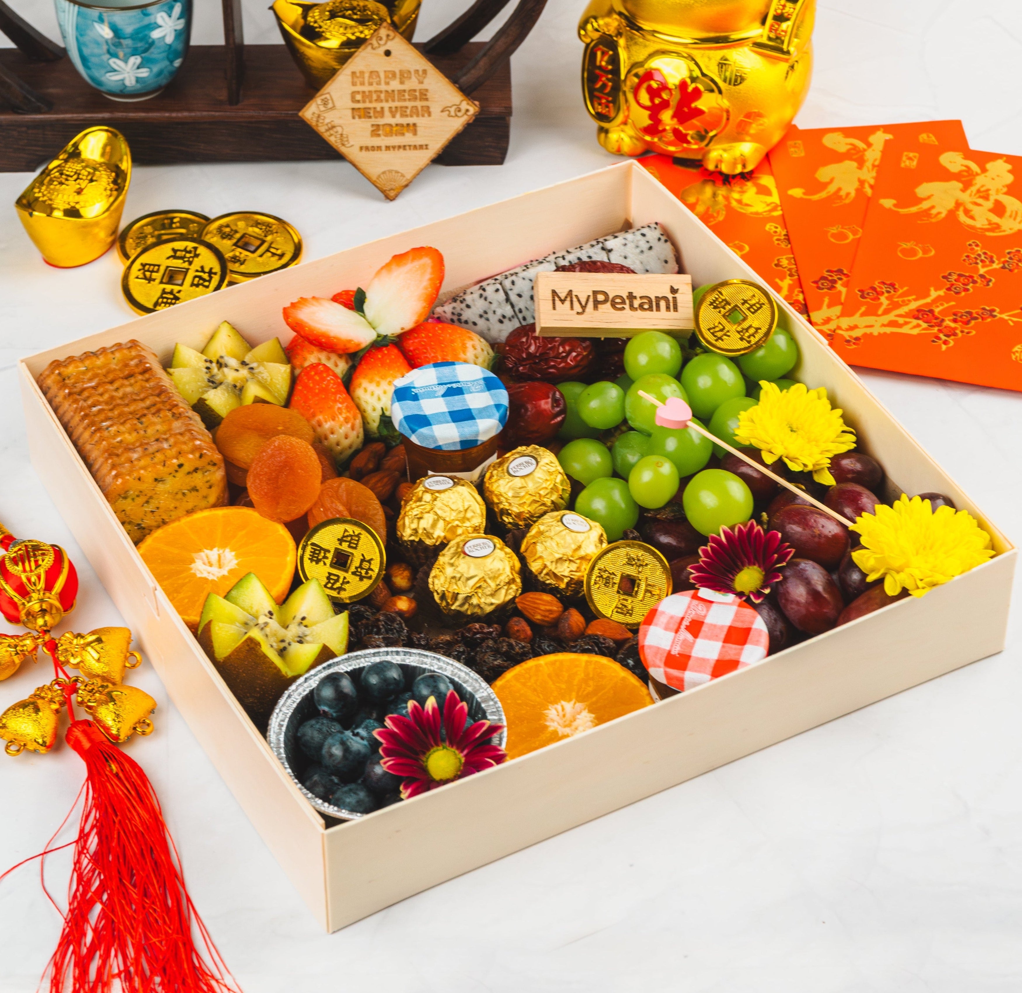 CNY 2026: Gold Fruit Platter