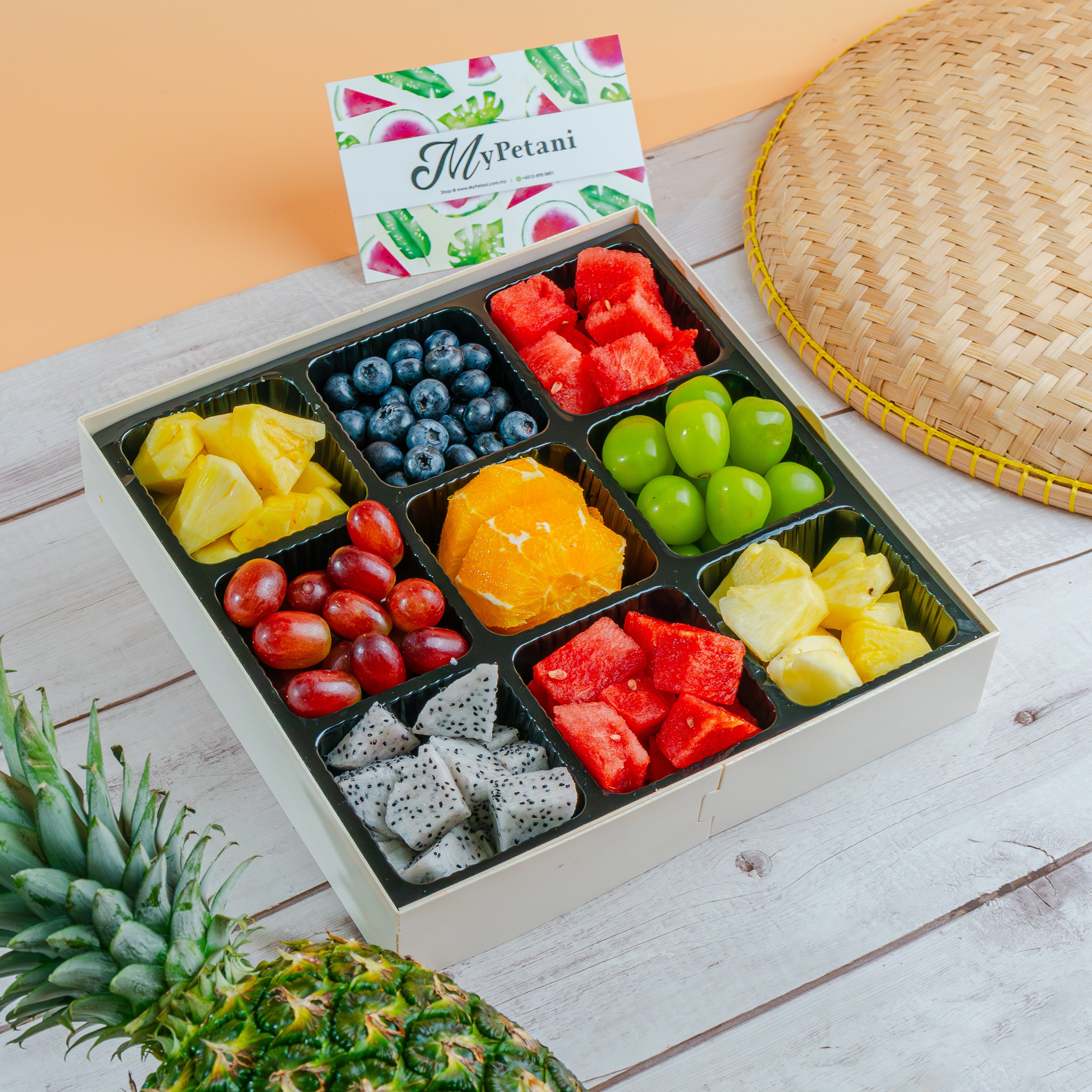 Sipadan Fruit Platter (L)