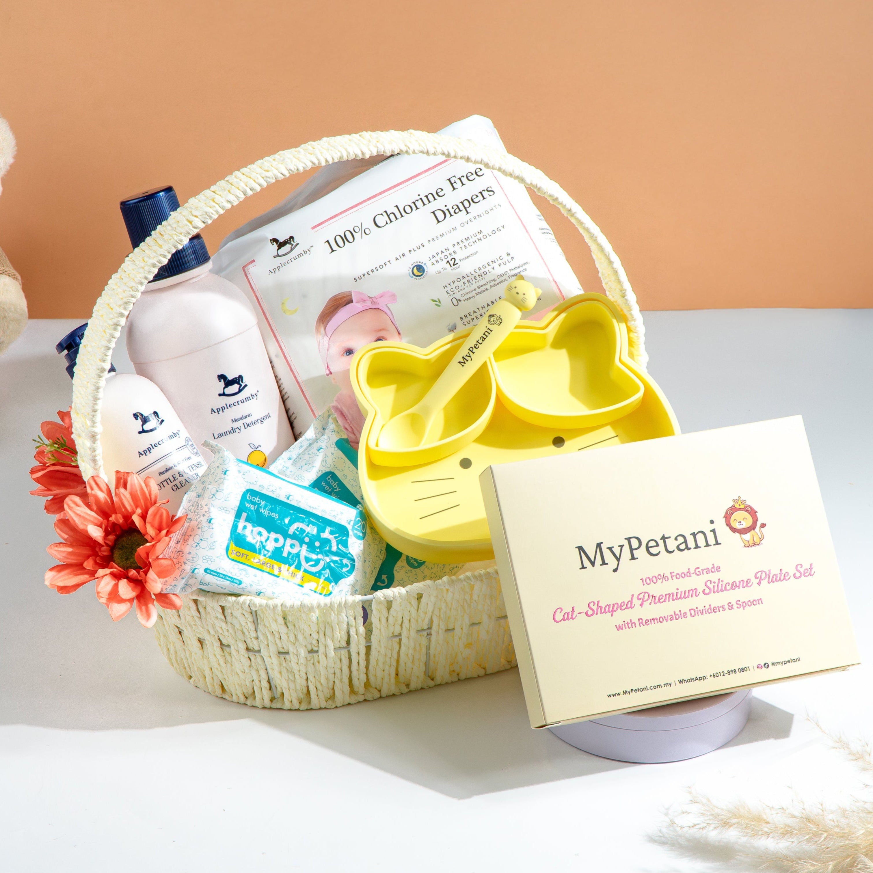 Hugs & Kisses Newborn Gift Set (Available in Klang valley only)