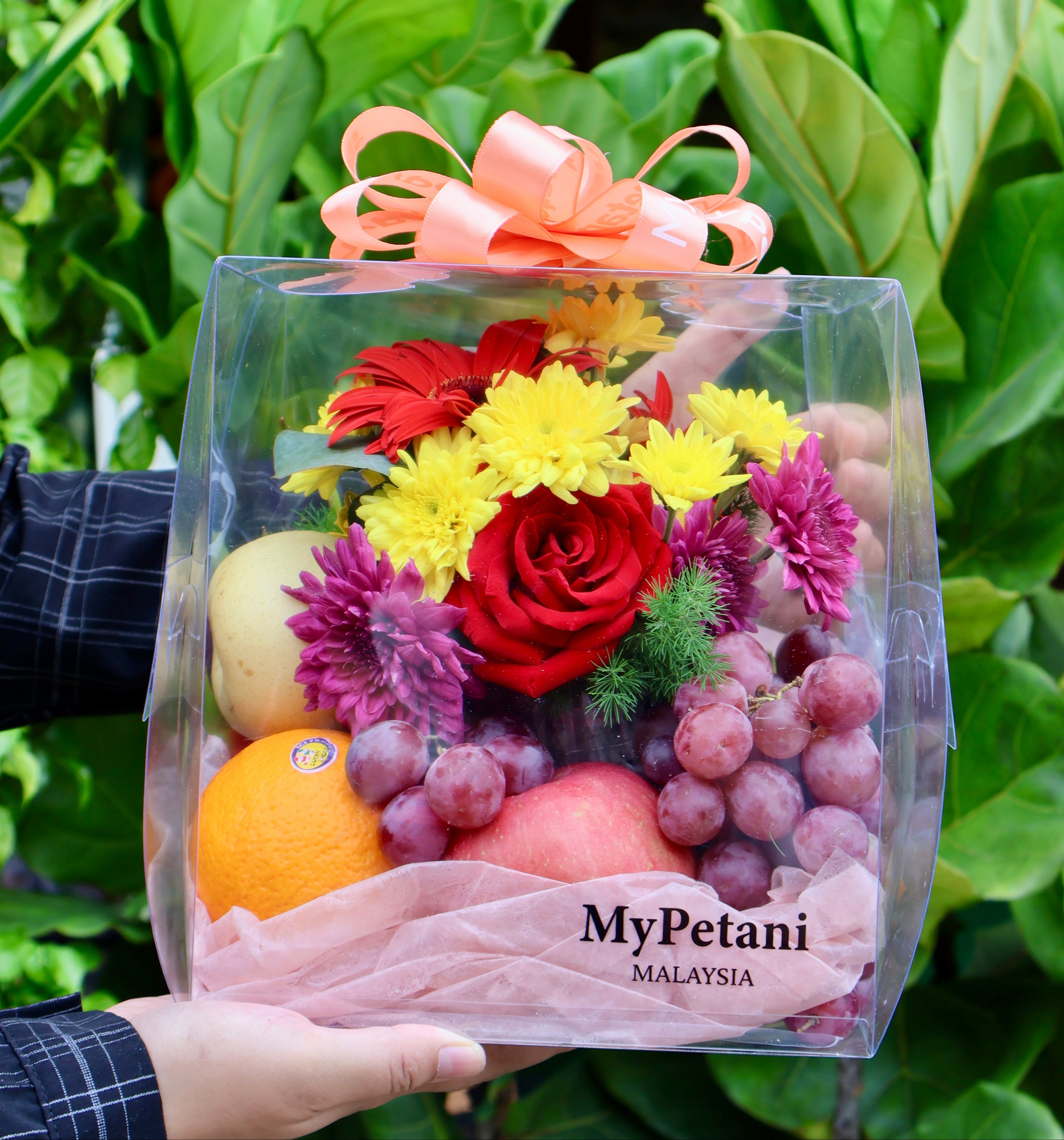 Elena Fruit & Floral Box (Available in KL & Selangor only)