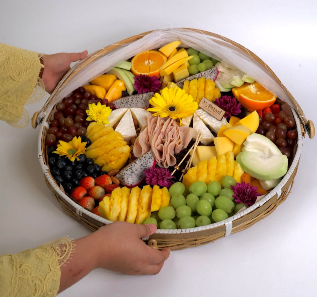 Bellissima Cheese Fruit Platter (Available in Klang Valley only)