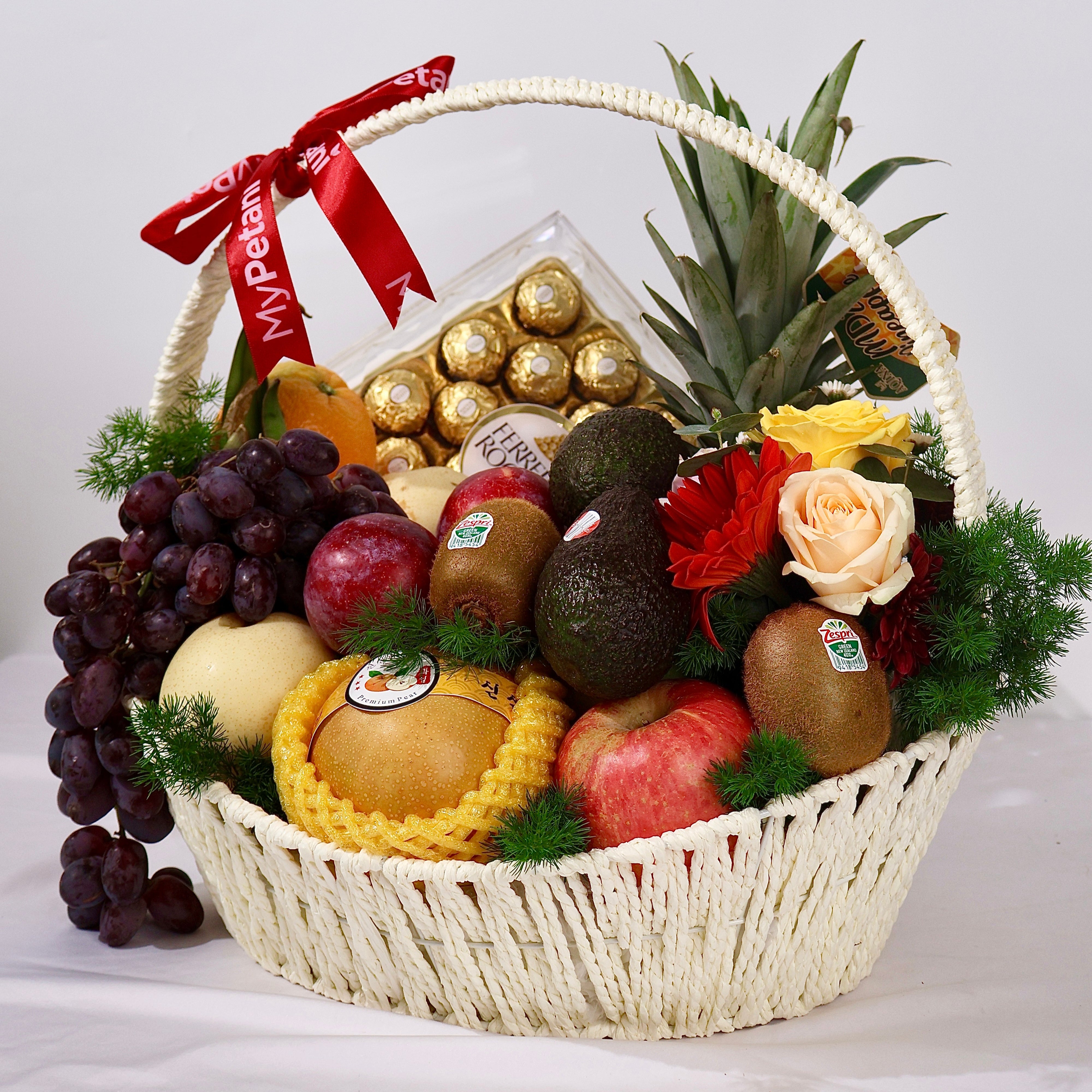 Dazzling Fruits & Flower Royale Basket (Available in Selangor, KL, Penang & JB Only)