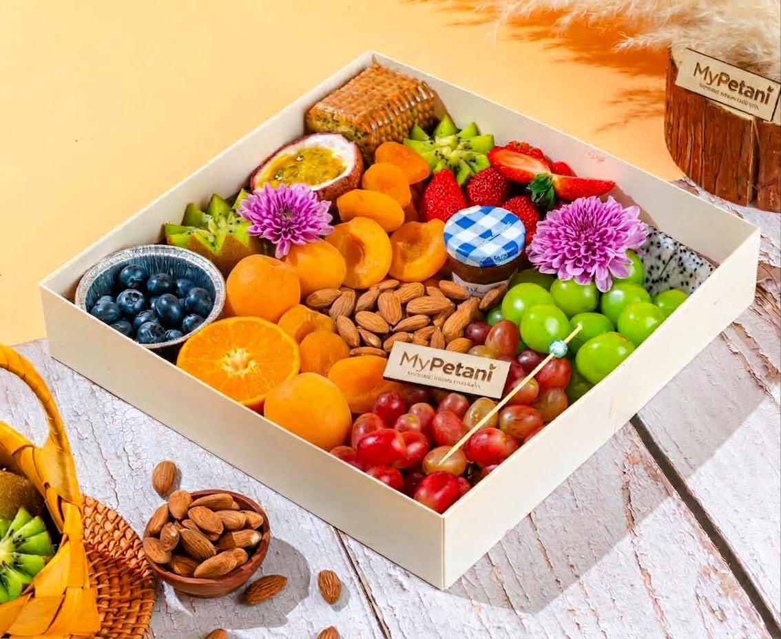 TRX Tun Razak Exchange Extra Gold Fruit Grazing Platter