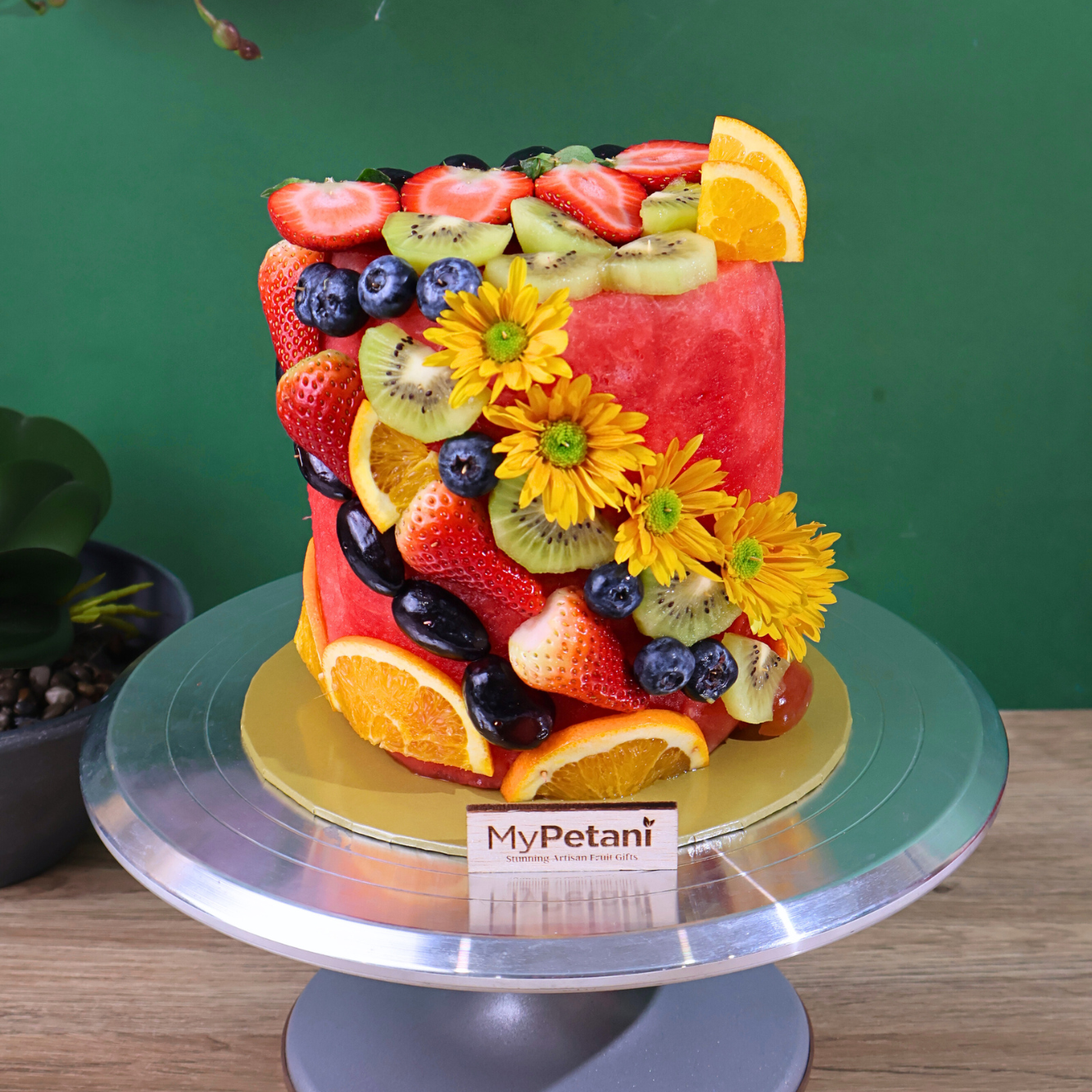Watermelon Fruits Cake (Available in Klang Valley only)