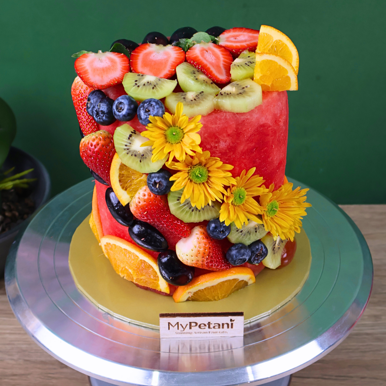 Watermelon Fruits Cake (Available in Klang Valley only)