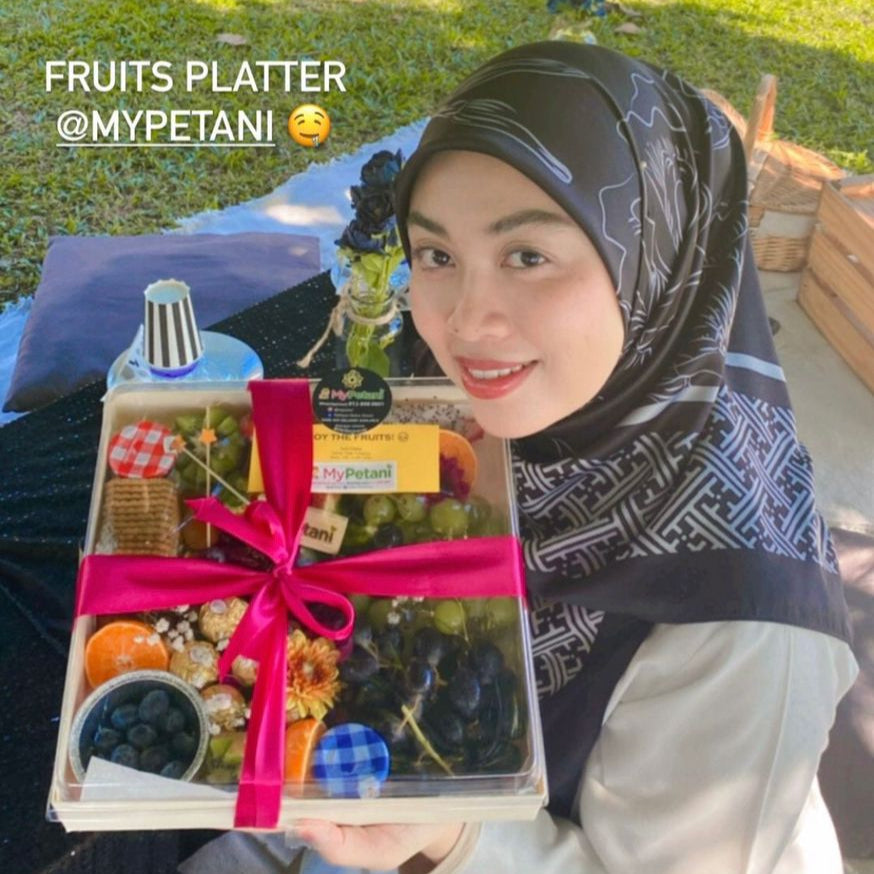 Gold Fruit Platter