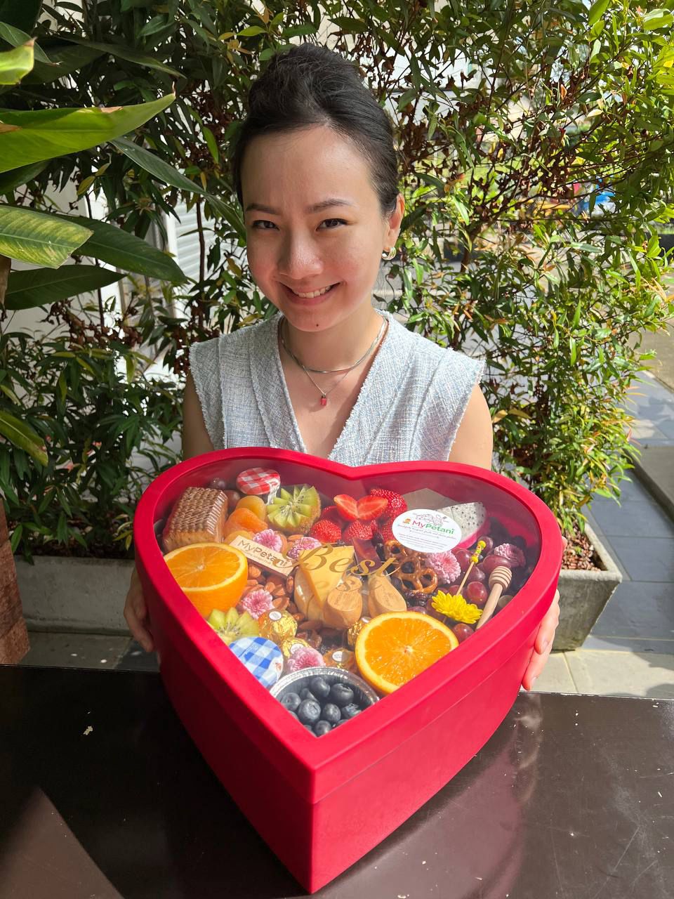 Bentley Love Cheese Grazing Box (Available in Klang Valley, Seremban, Penang & JB only)