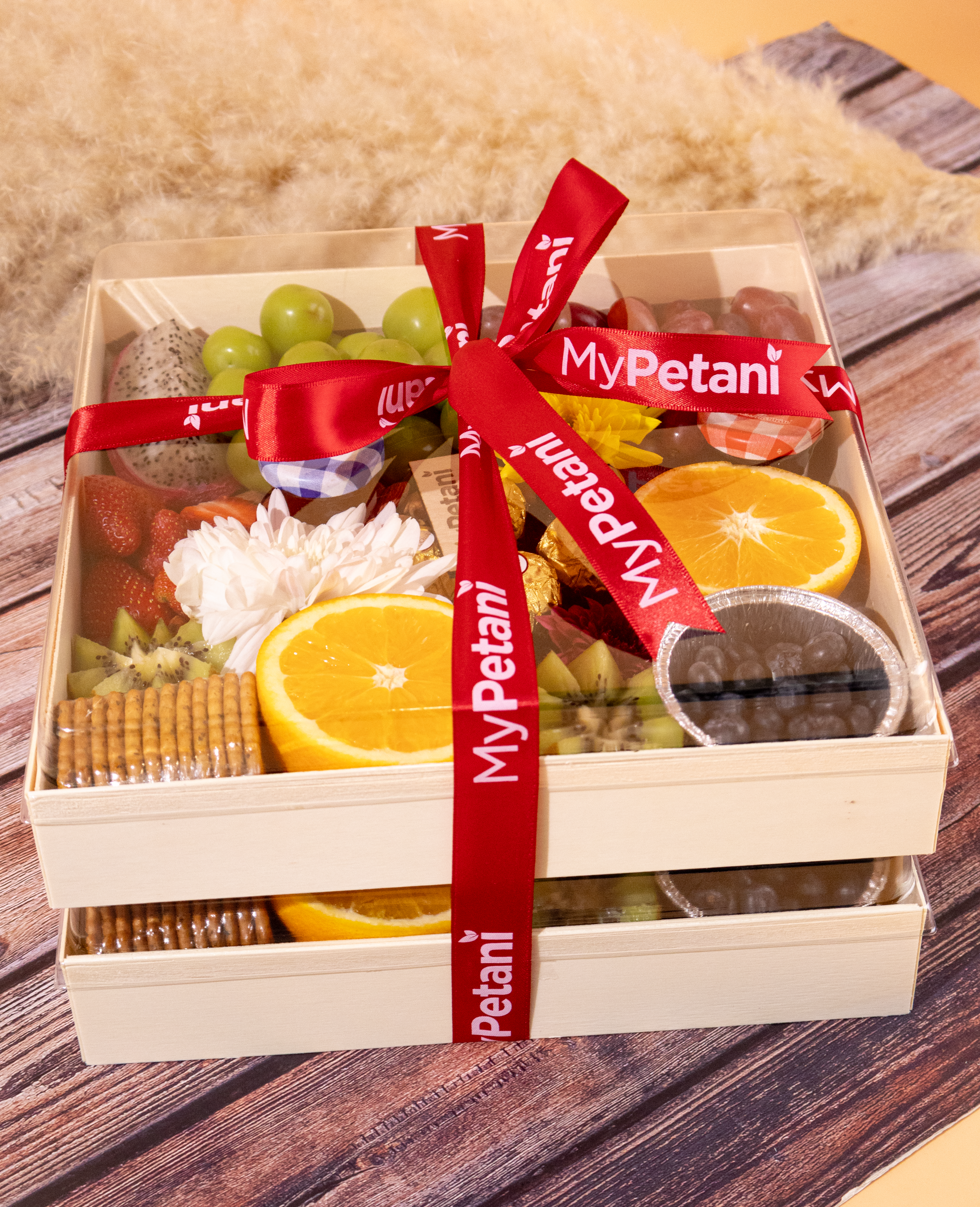 Double Gold Fruit Grazing Platter