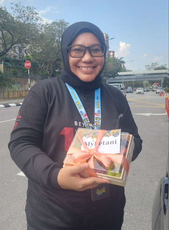 PADU Little Luxe Fruit Platter (Available in Klang Valley & Penang)