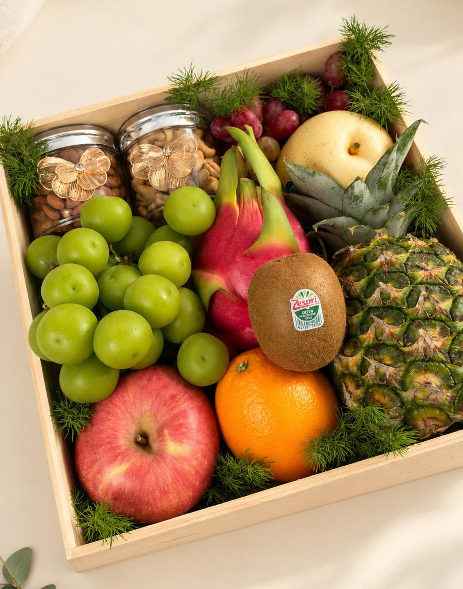 Isabella Fruits & Nuts Wooden Gift Box