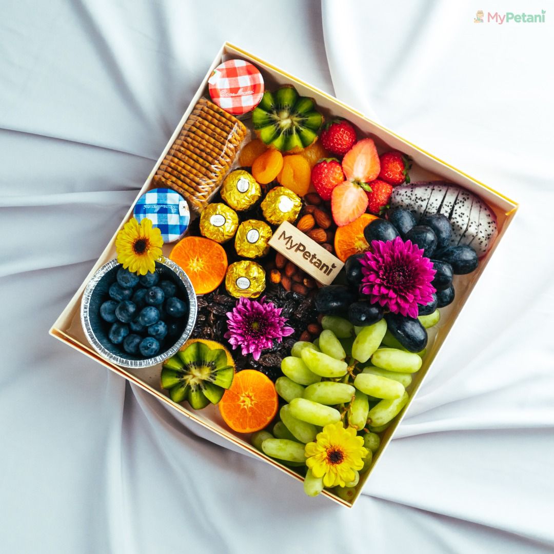 Double Gold Fruit Grazing Platter