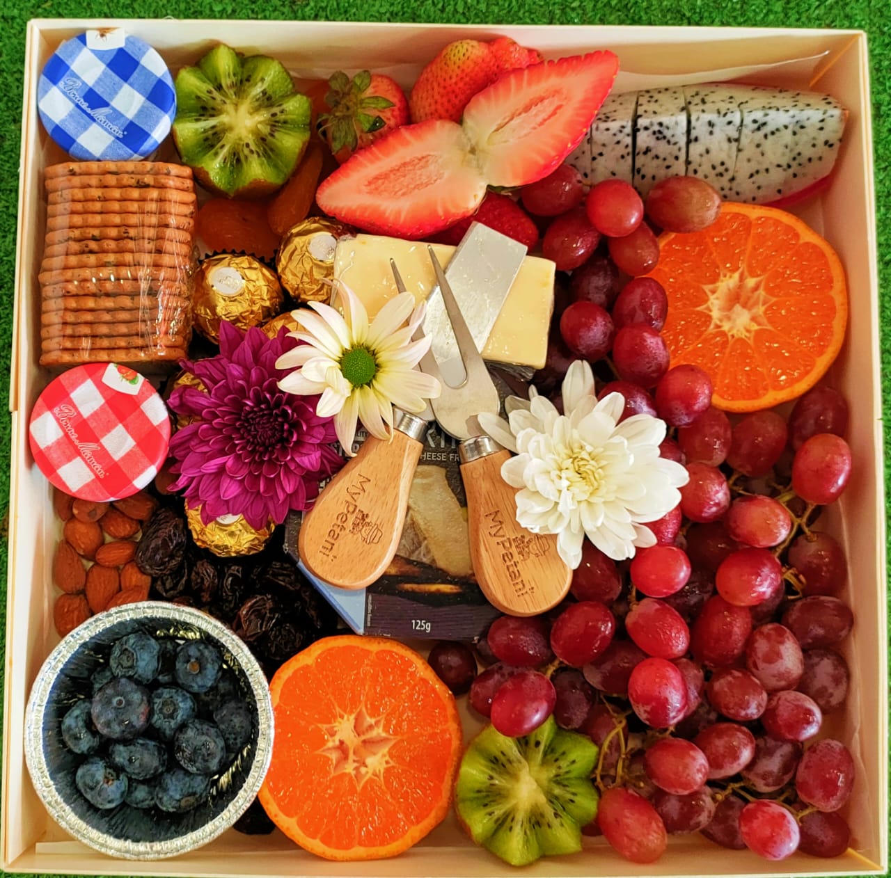 Gold Cheese Fruit Platter