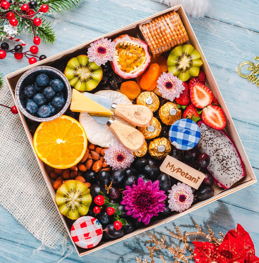 Gold Cheese Fruit Platter