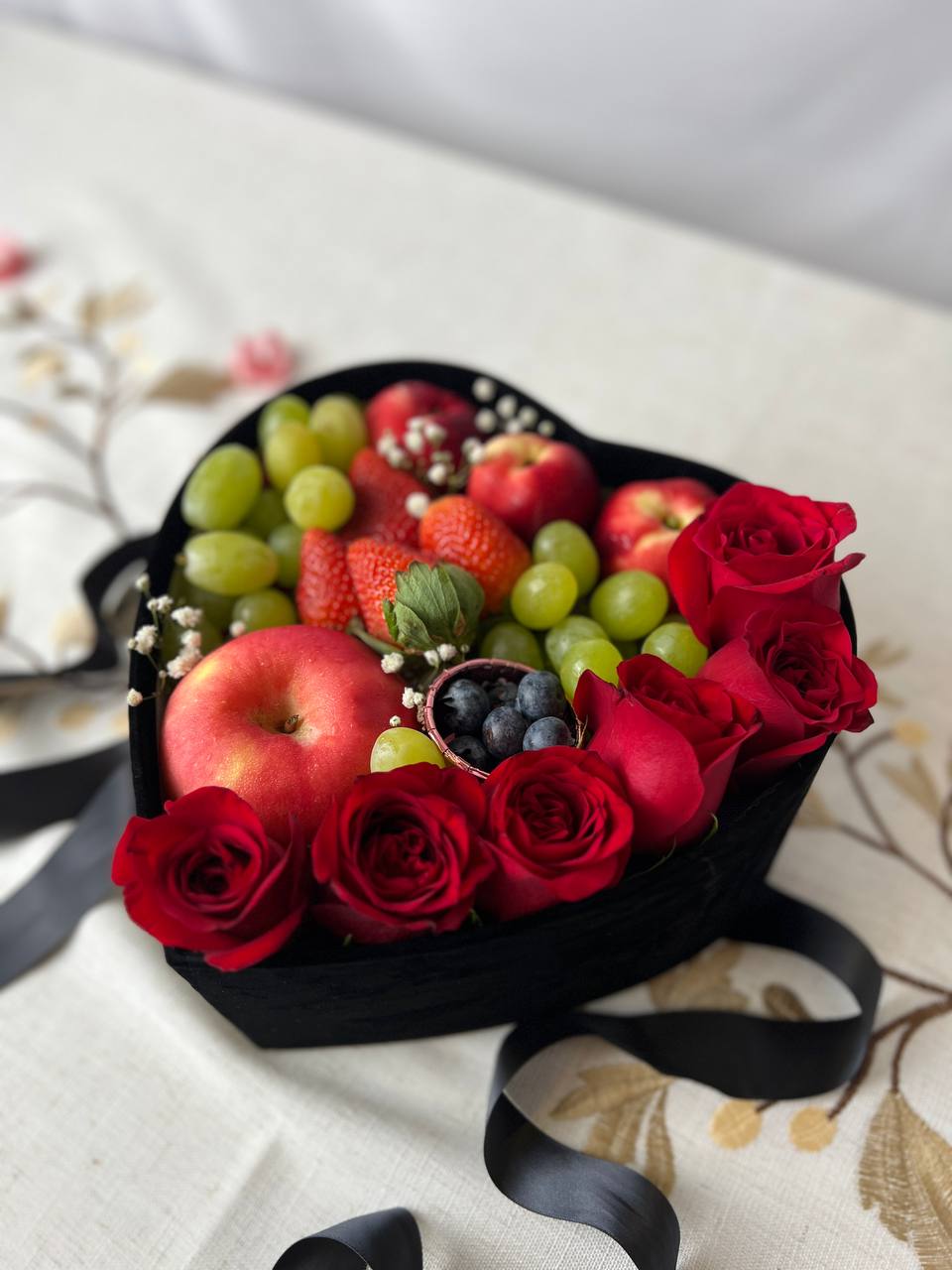 Love Bomb Fruit Box (With Soap Roses) Available in KL & Selangor only