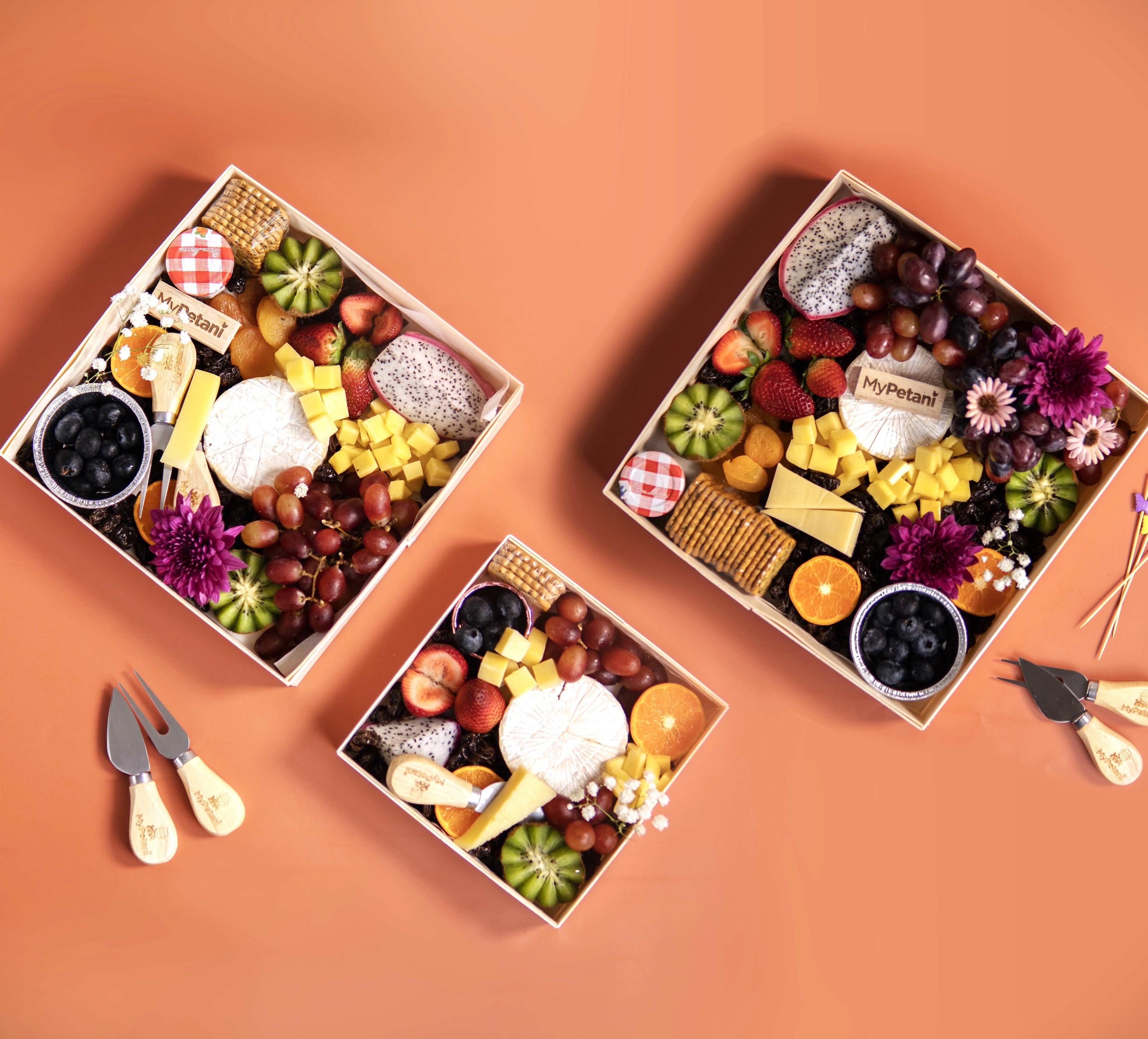 Tioman Super Cheese Fruit Grazing Platter (Available in S, M & L size) (Malaysia)