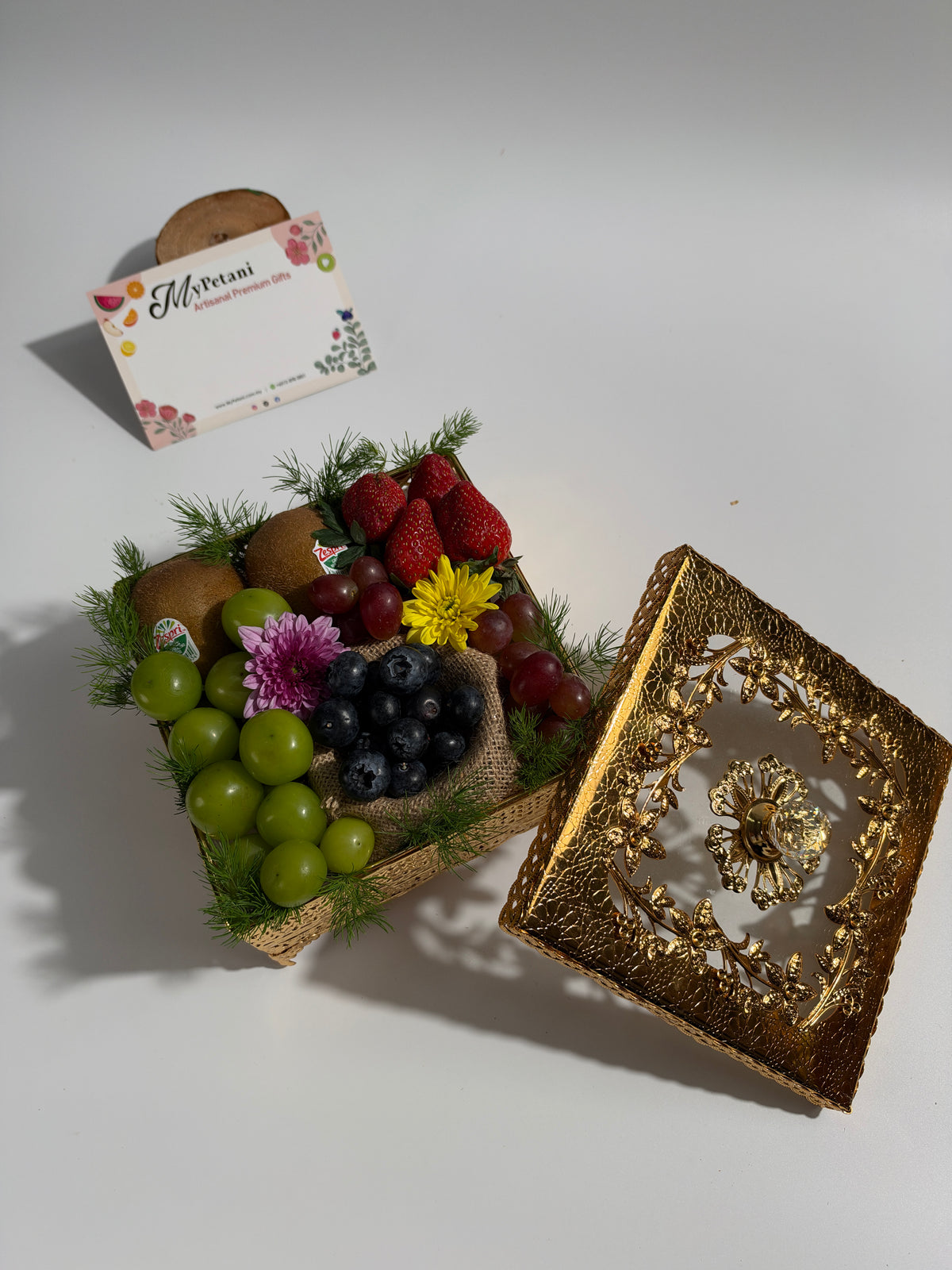 Layla Jewel Fruit Box