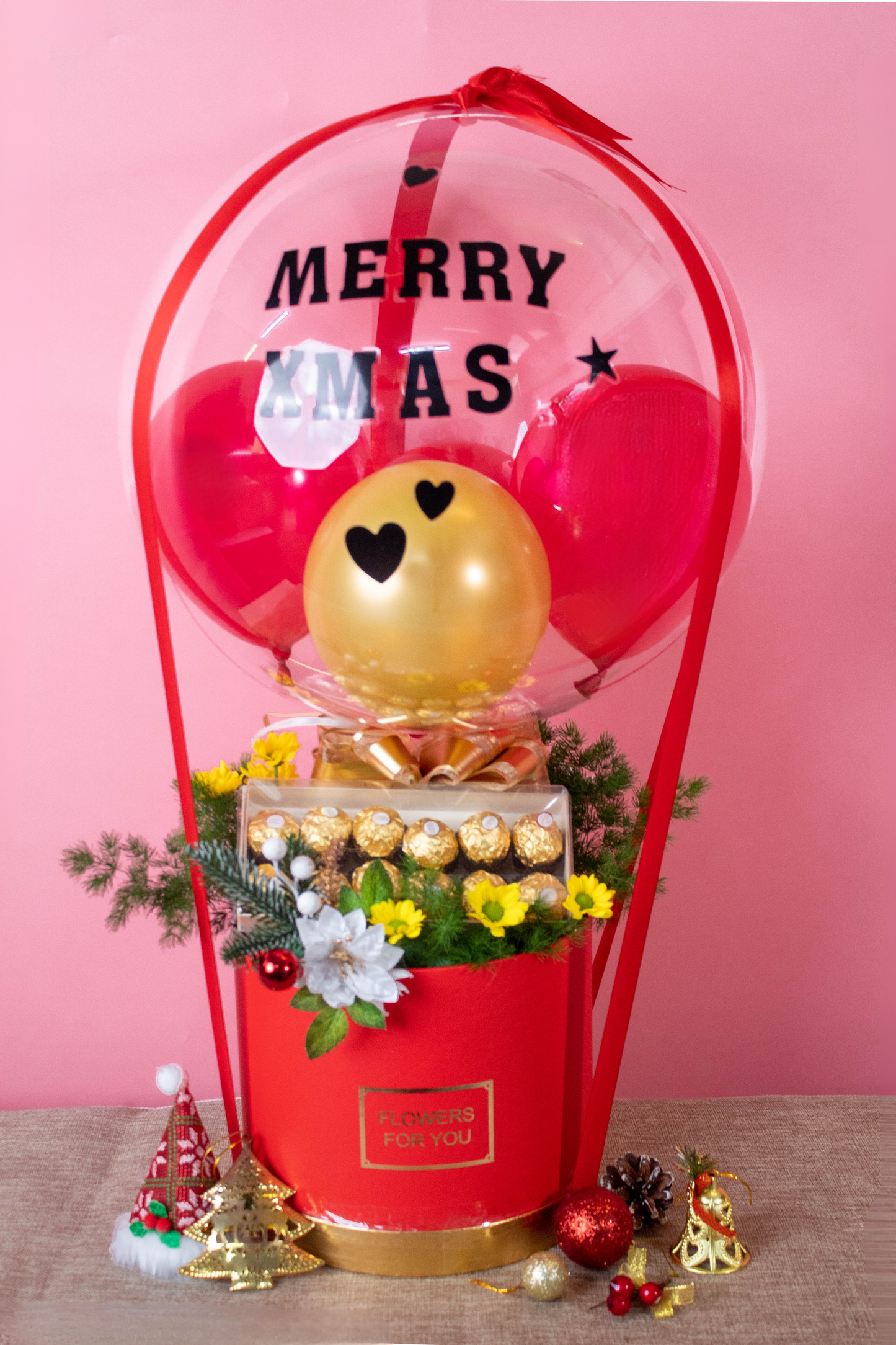 Christmas Bobo Balloon with Ferrero Rocher (Available in Klang Valley Only)