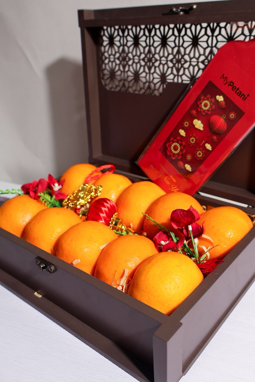 CNY 2026: Pandora CNY Lokam Gift Box (Available in KL & Selangor Only)