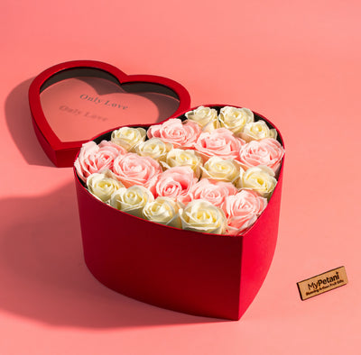 Boundless Love Box (With Soap Roses) (Available in KL & Selangor Only)