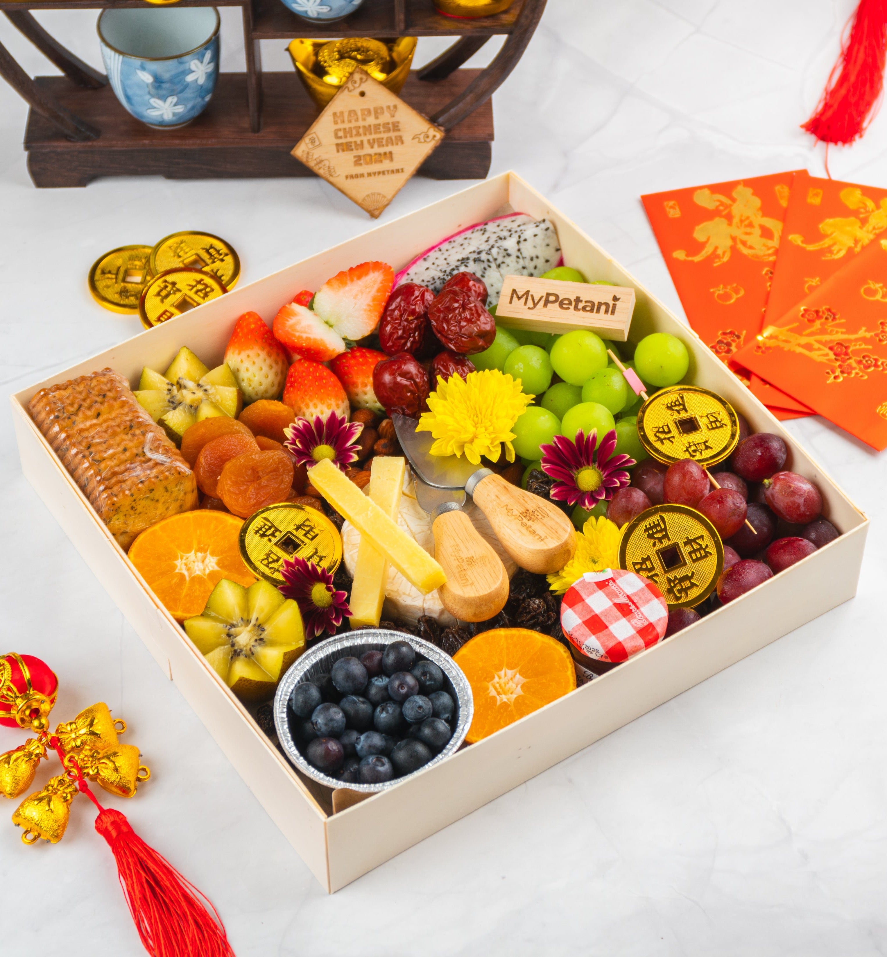 CNY 2025: Large Cheese Fruit Platter