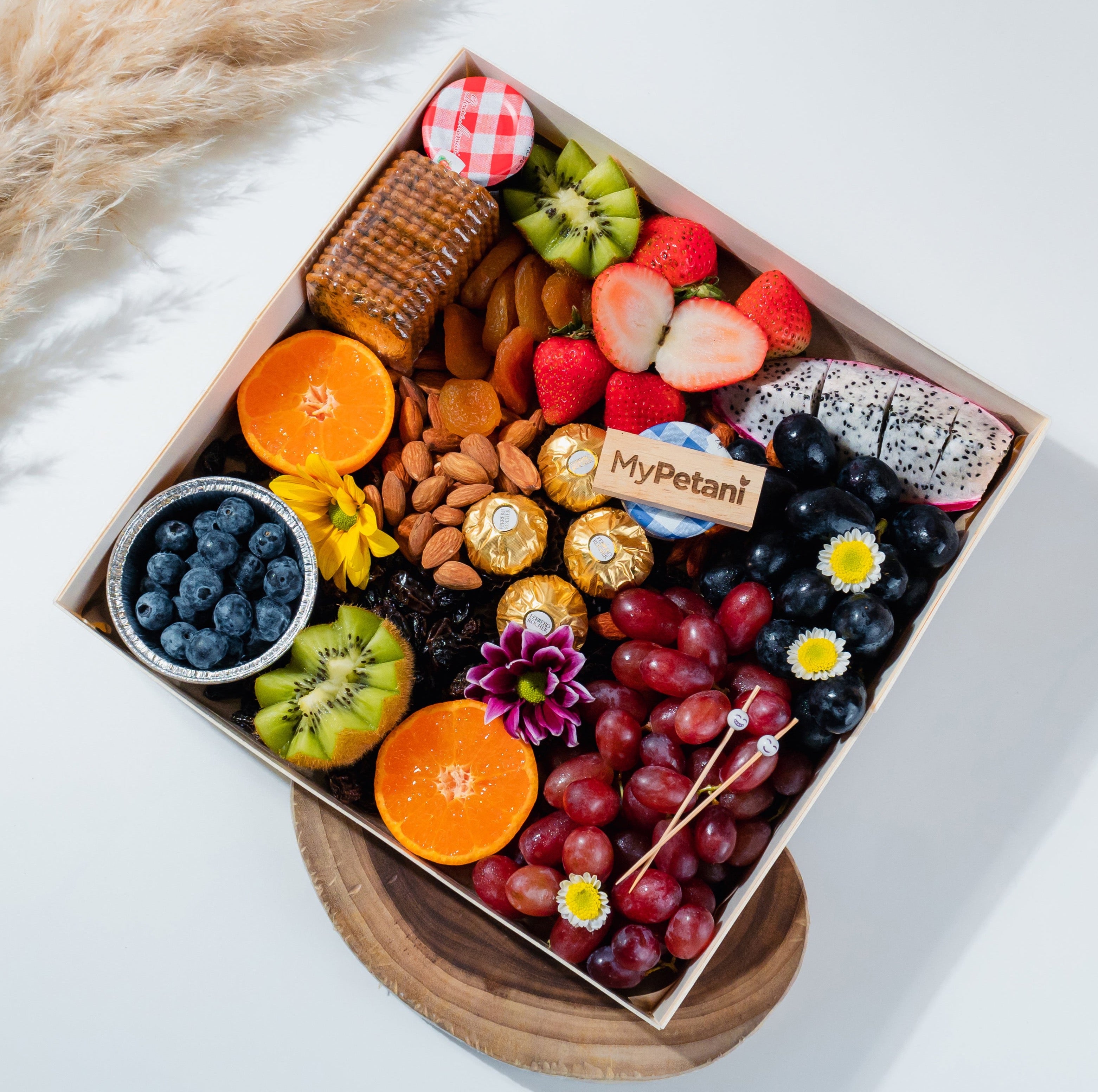 Gold Fruit Platter