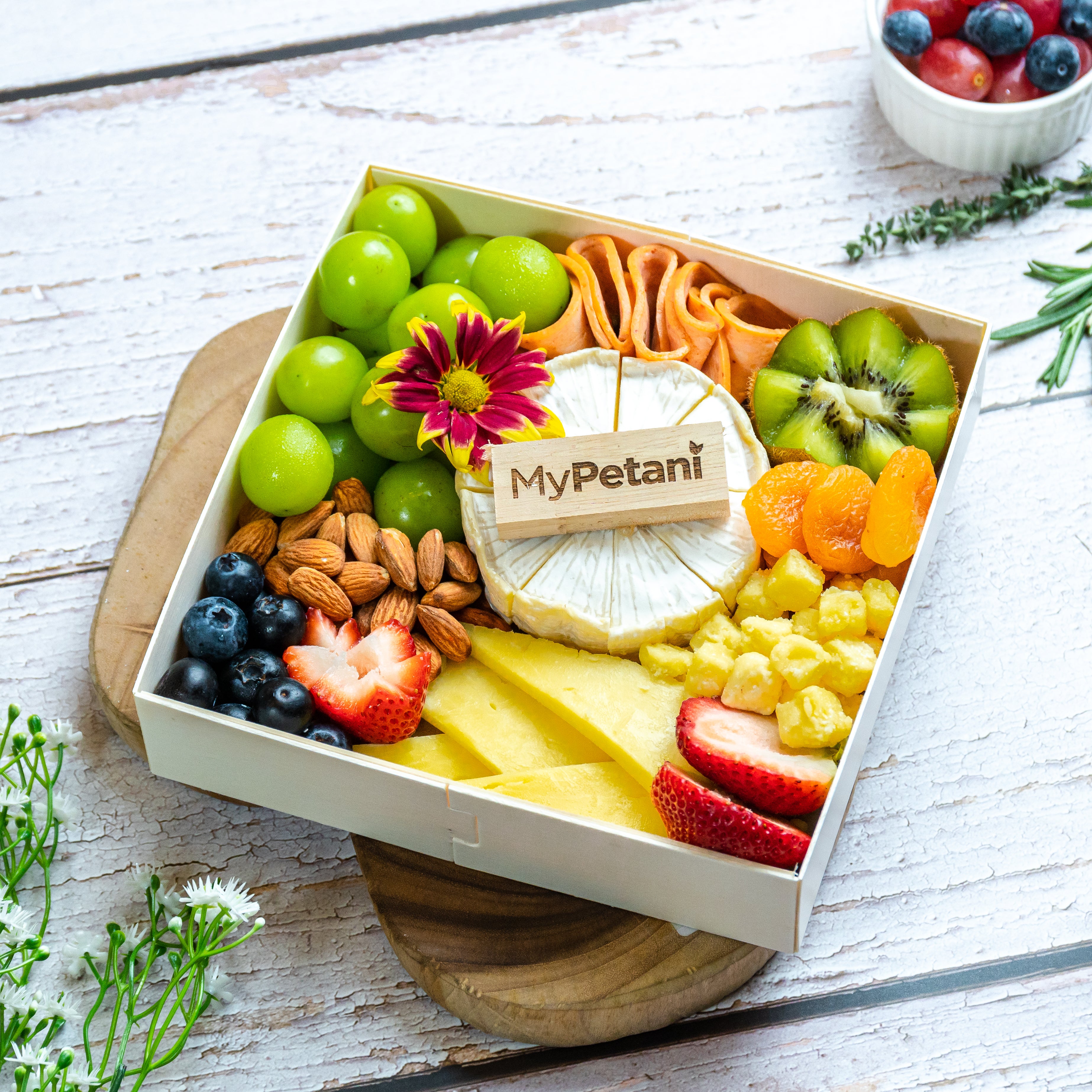 Paris Cheese Fruit Platter