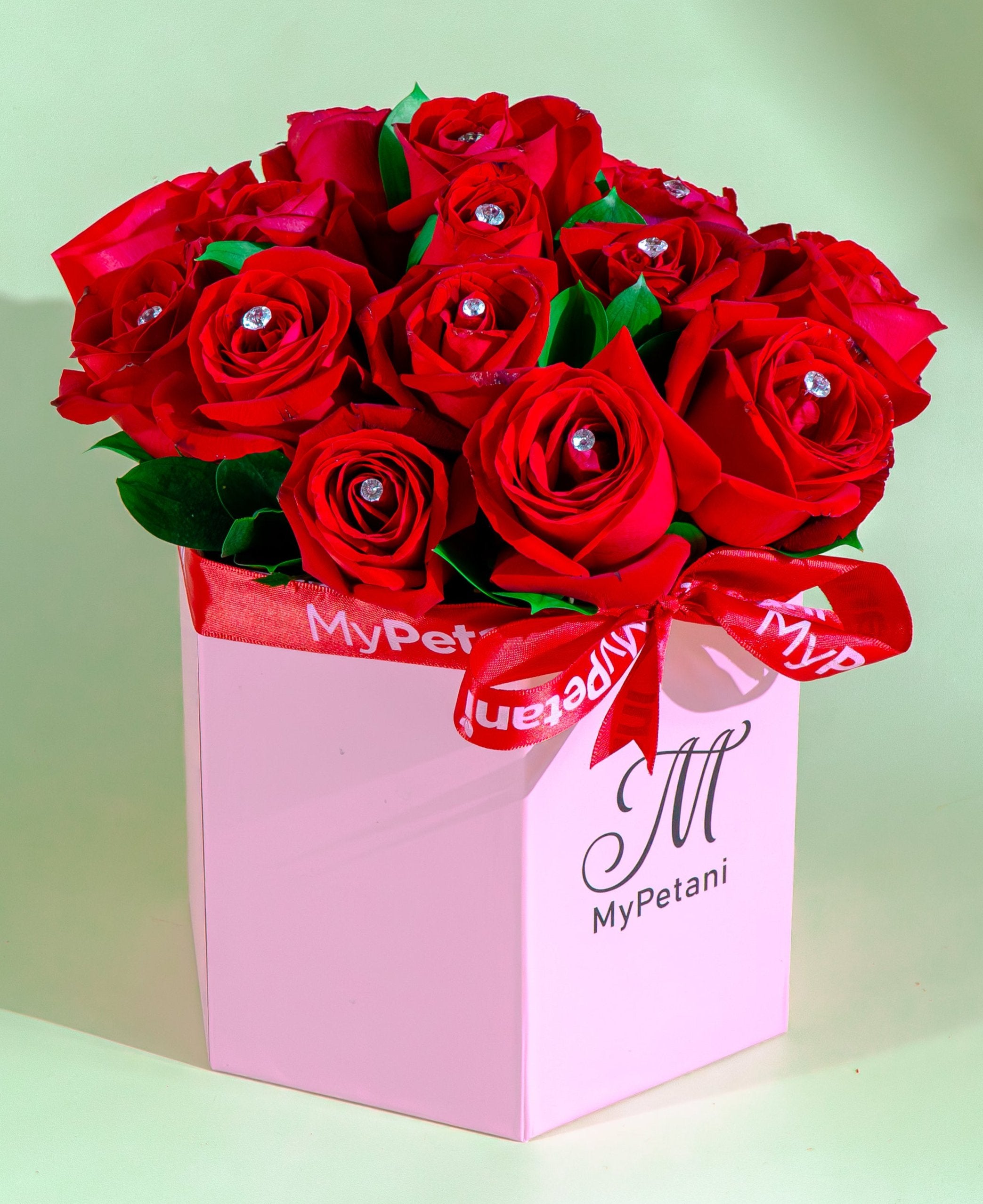 Duchess Rose Flower Box [Available in KL & Selangor only]