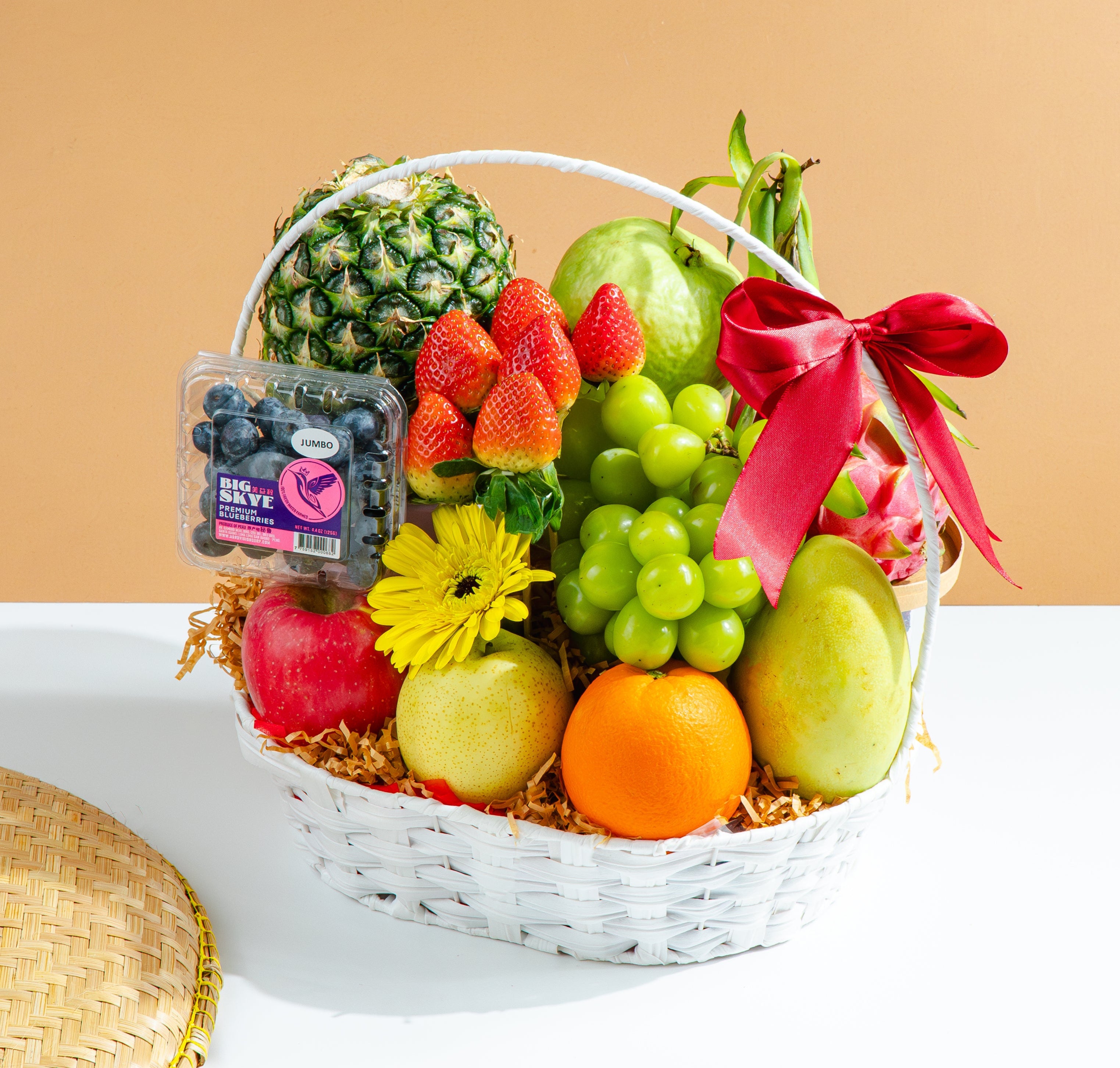 Fruit Basket Luxury Z (Available in Klang Valley, Seremban, Penang & Johor Bahru only)