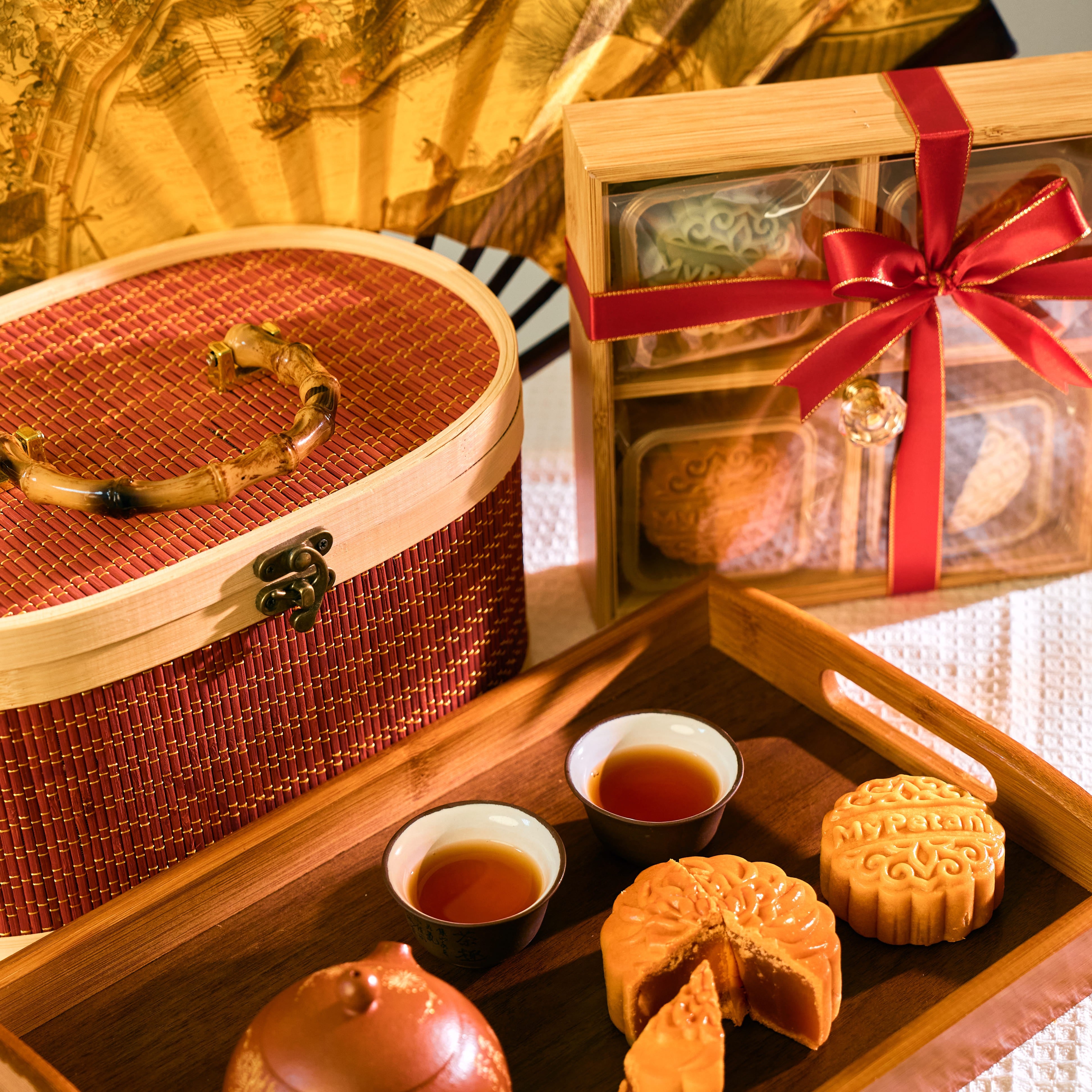 Rustic Gift Box with 4-pcs Halal Mooncakes (90g)