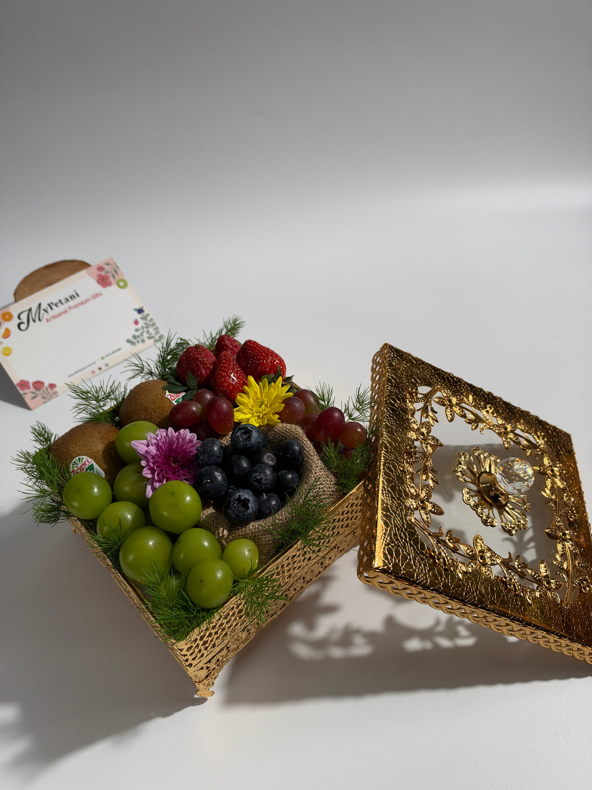 Layla Jewel Fruit Box