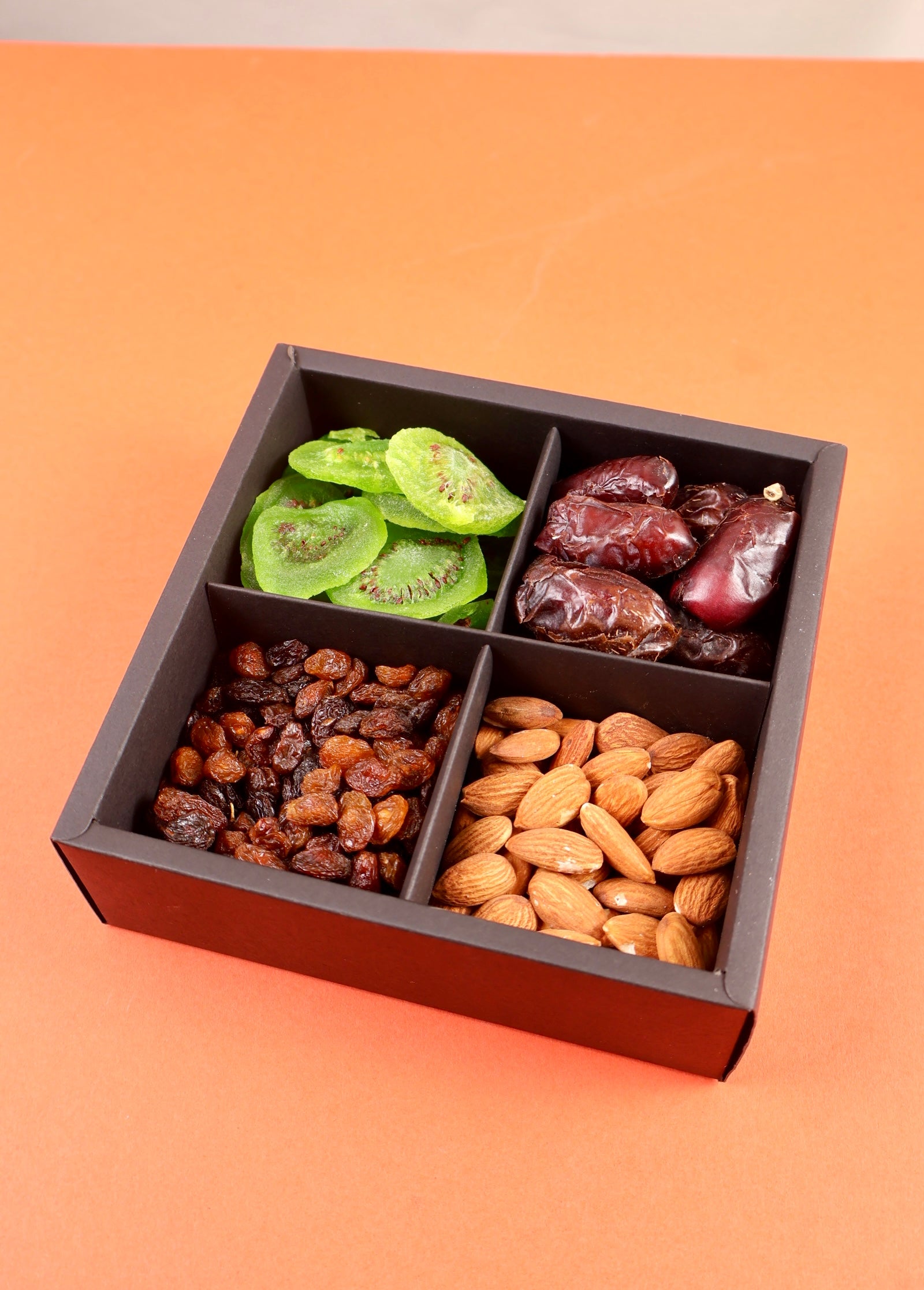 Benazir Gift Box