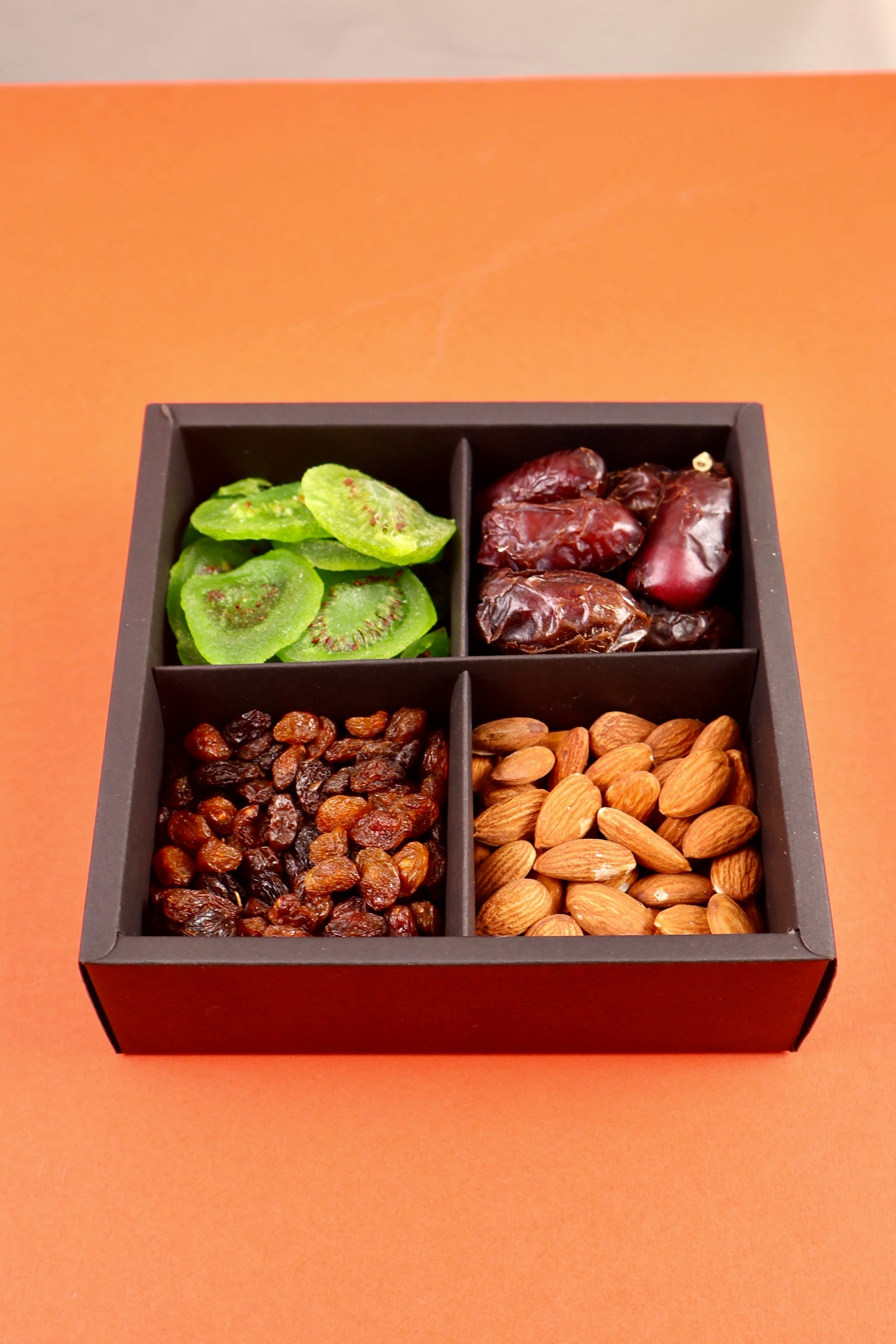 Benazir Gift Box
