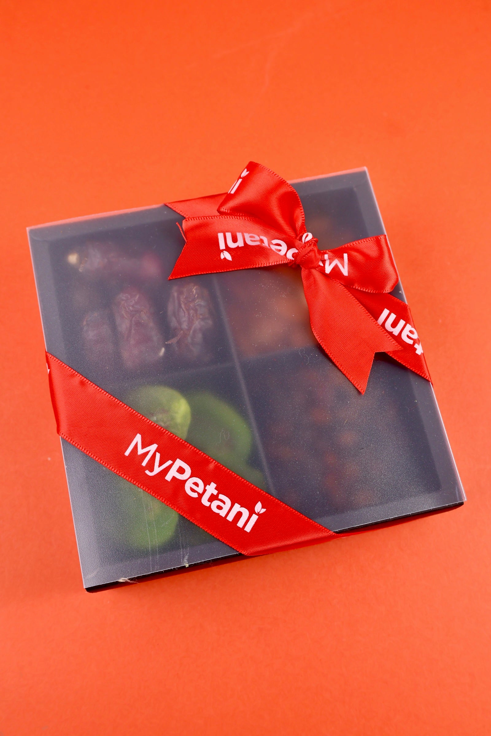 Benazir Gift Box