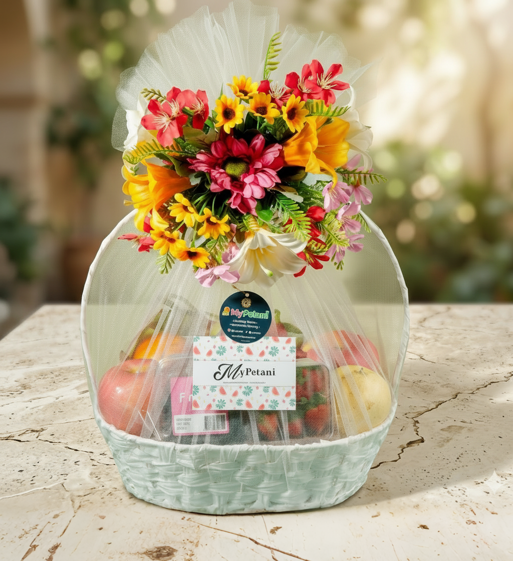 Luxurious Lilit Tun Teja Fruit Basket