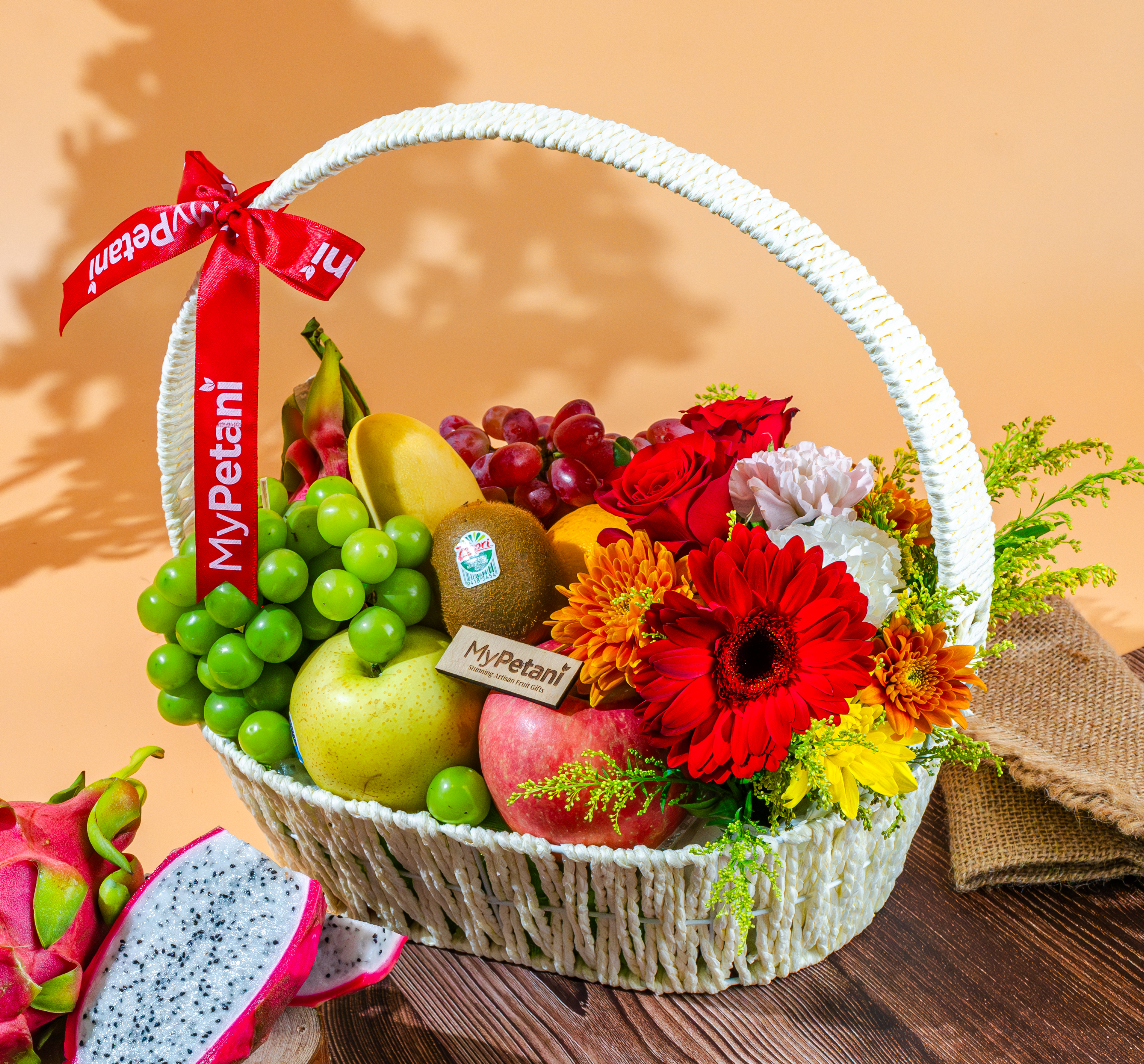 Monet Flower Fruit Basket (Available in KV, KL & Seremban)