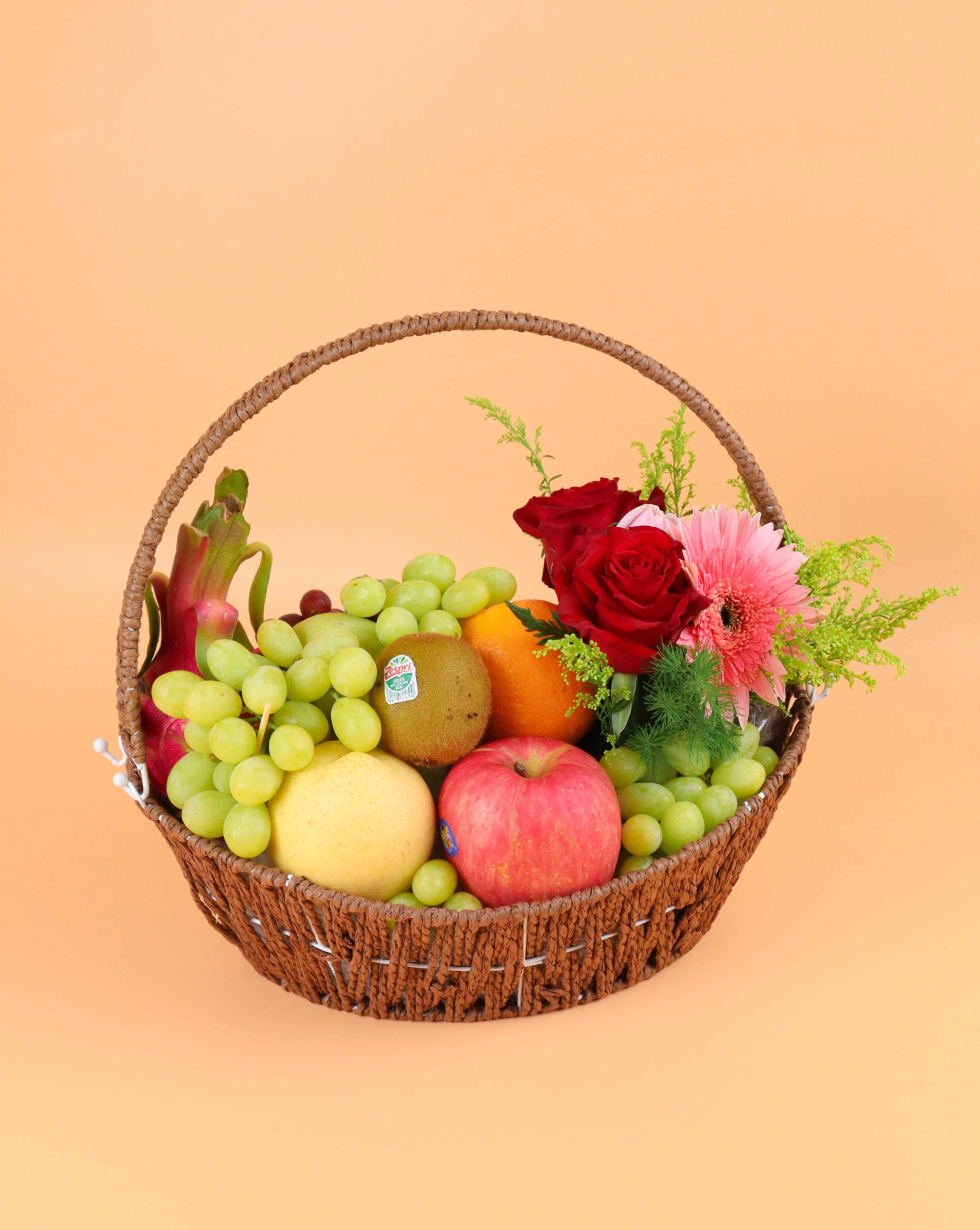 Monet Flower Fruit Basket (Available in KV, KL & Seremban)