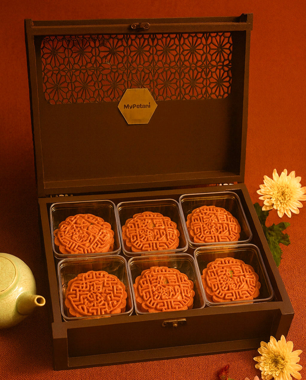 Six Moons in a Box (Premium Mid-Autumn Mooncake Gift Box Set) [Malaysia]
