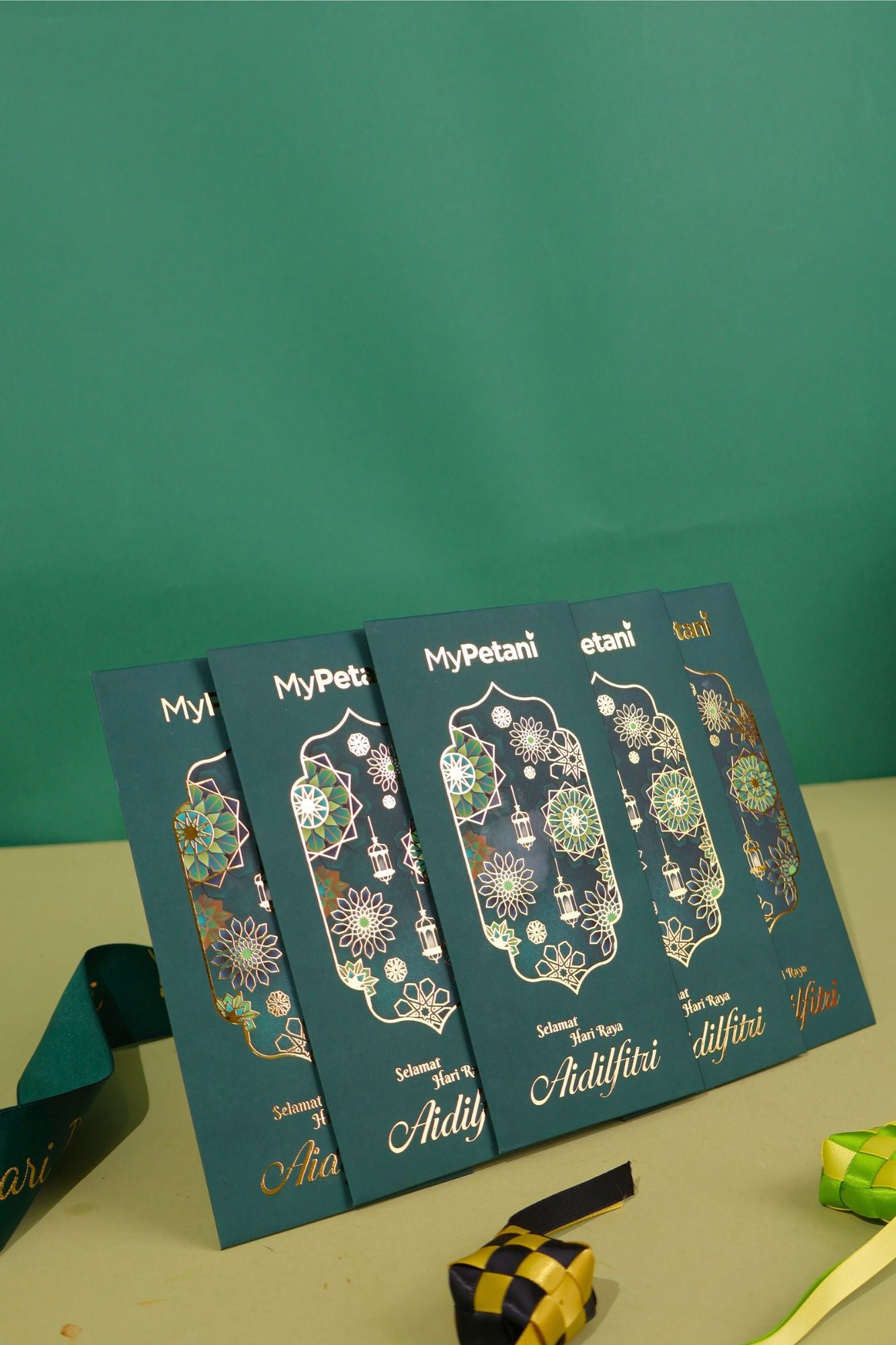 Raya 2025: Designer Gold-Stamped Sampul Raya by MyPetani