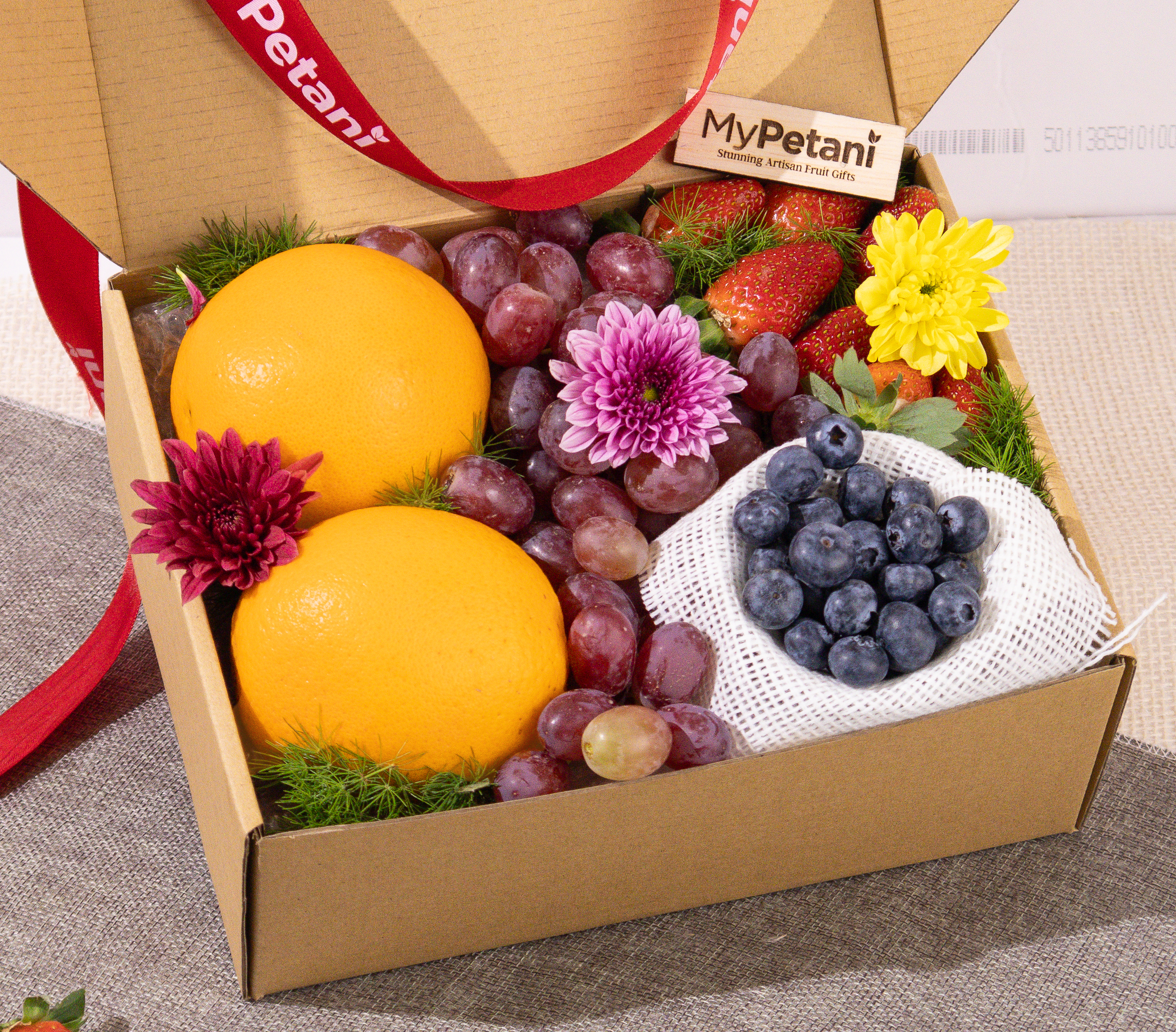 Radiance Fruit Box (S) (Available in KL, Selangor, JB & Penang Only)