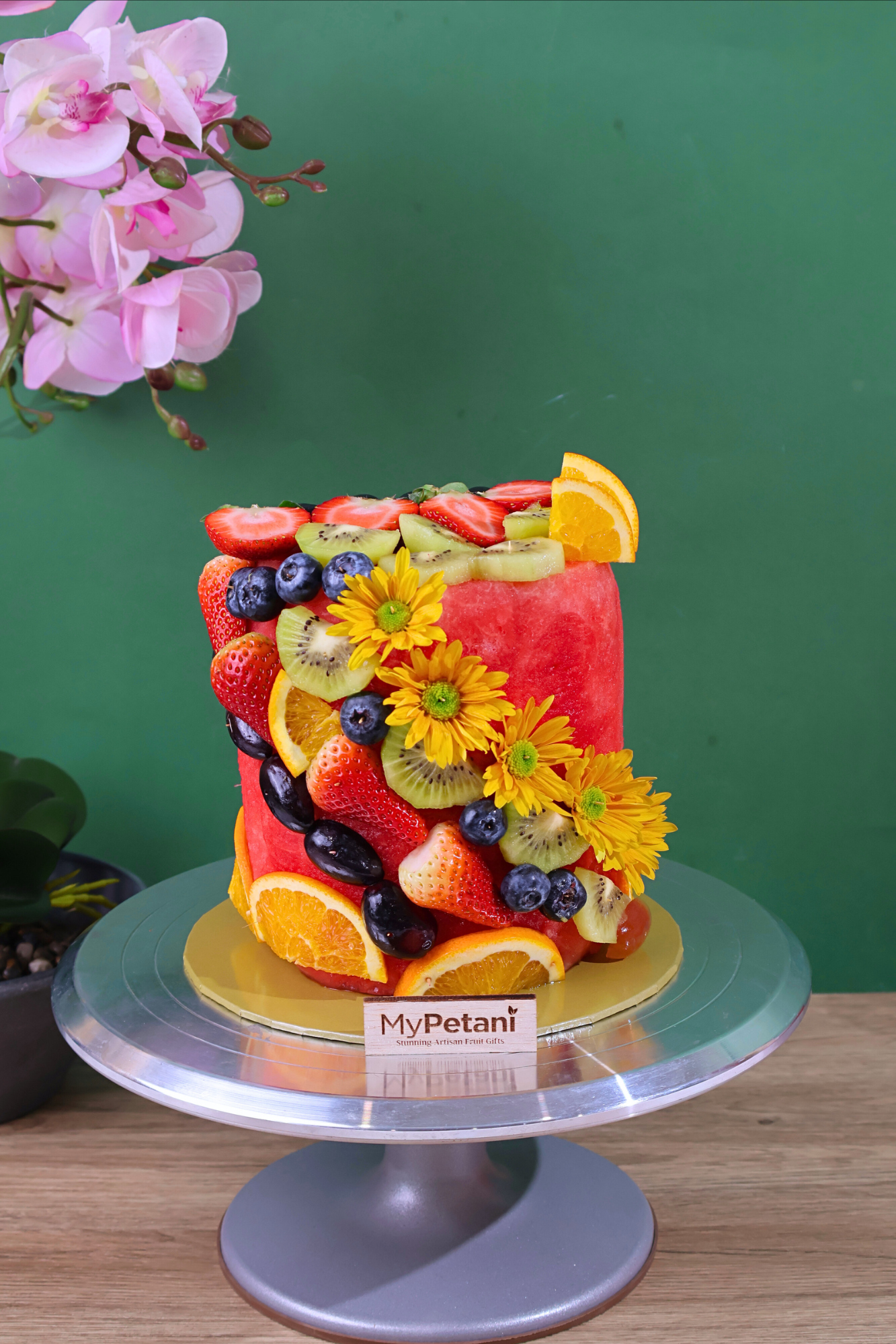 Watermelon Fruits Cake (Available in Klang Valley only)