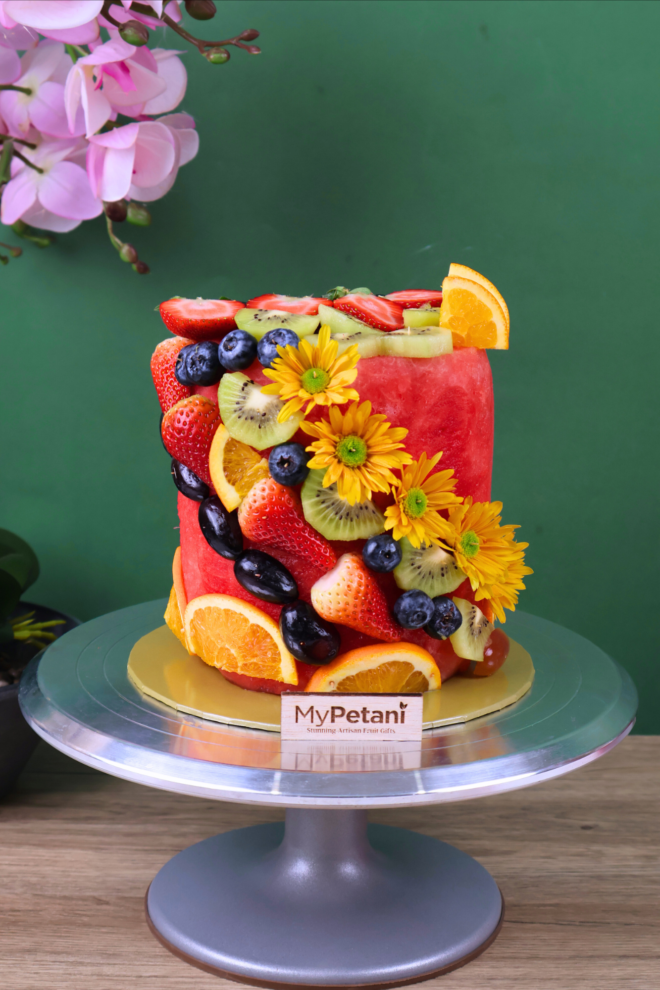 Watermelon Fruits Cake (Available in Klang Valley only)