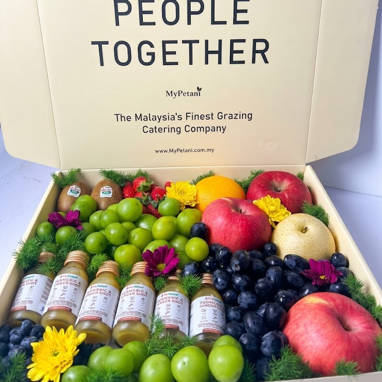 Crown Turmeric Shots & Fruits Gift Box (L)