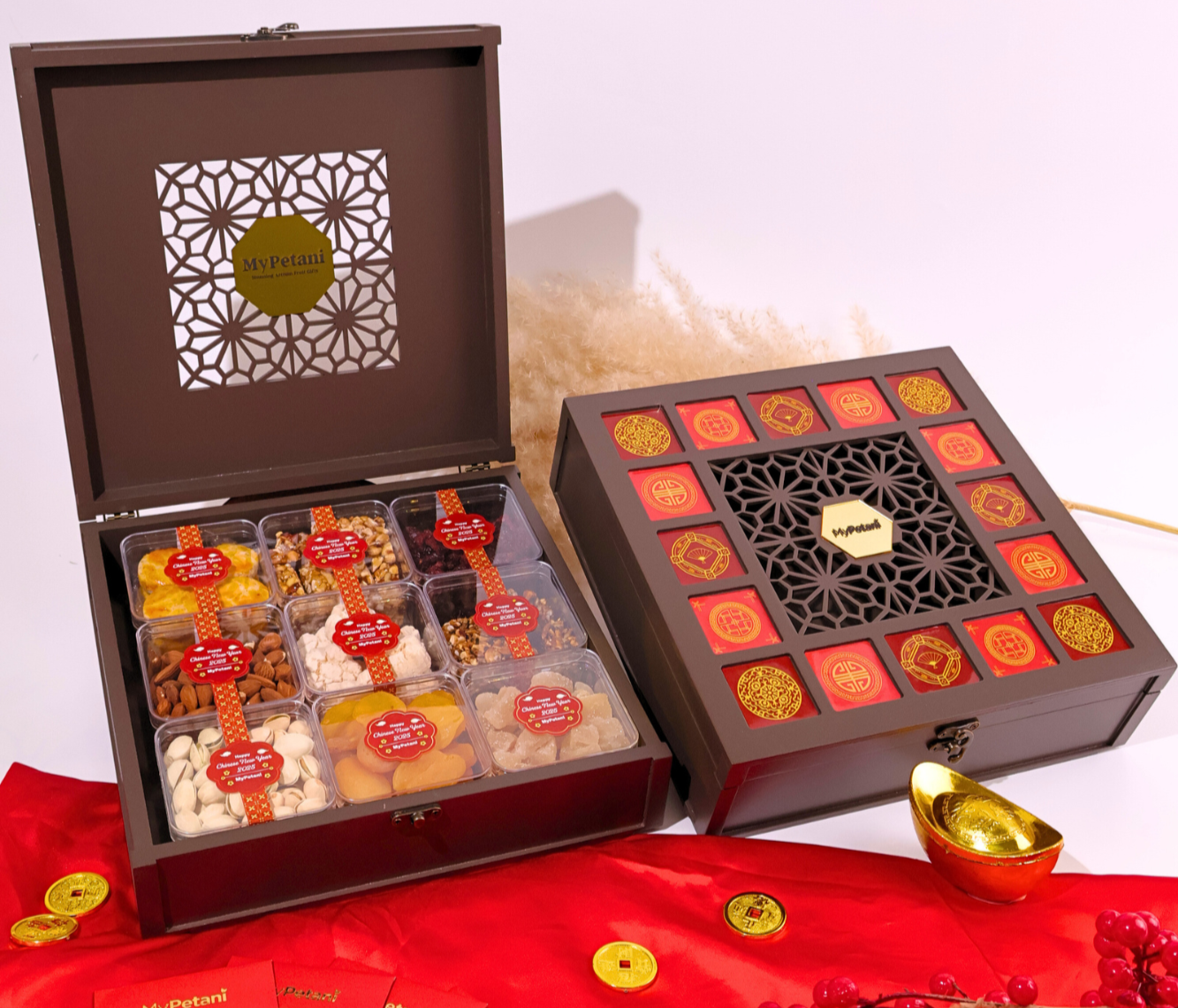 ⁠CNY 2025: 9-Blossom Orient Gift Box (Ltd Edn)