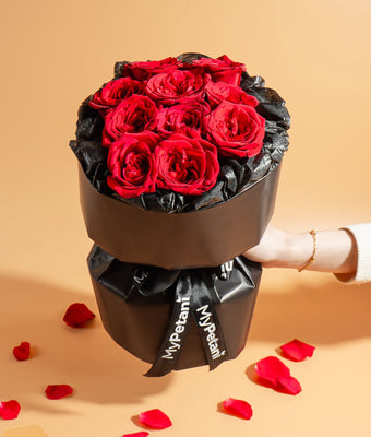 The Elsa Rose Flower Bouquet (Available in KL & Selangor Only)